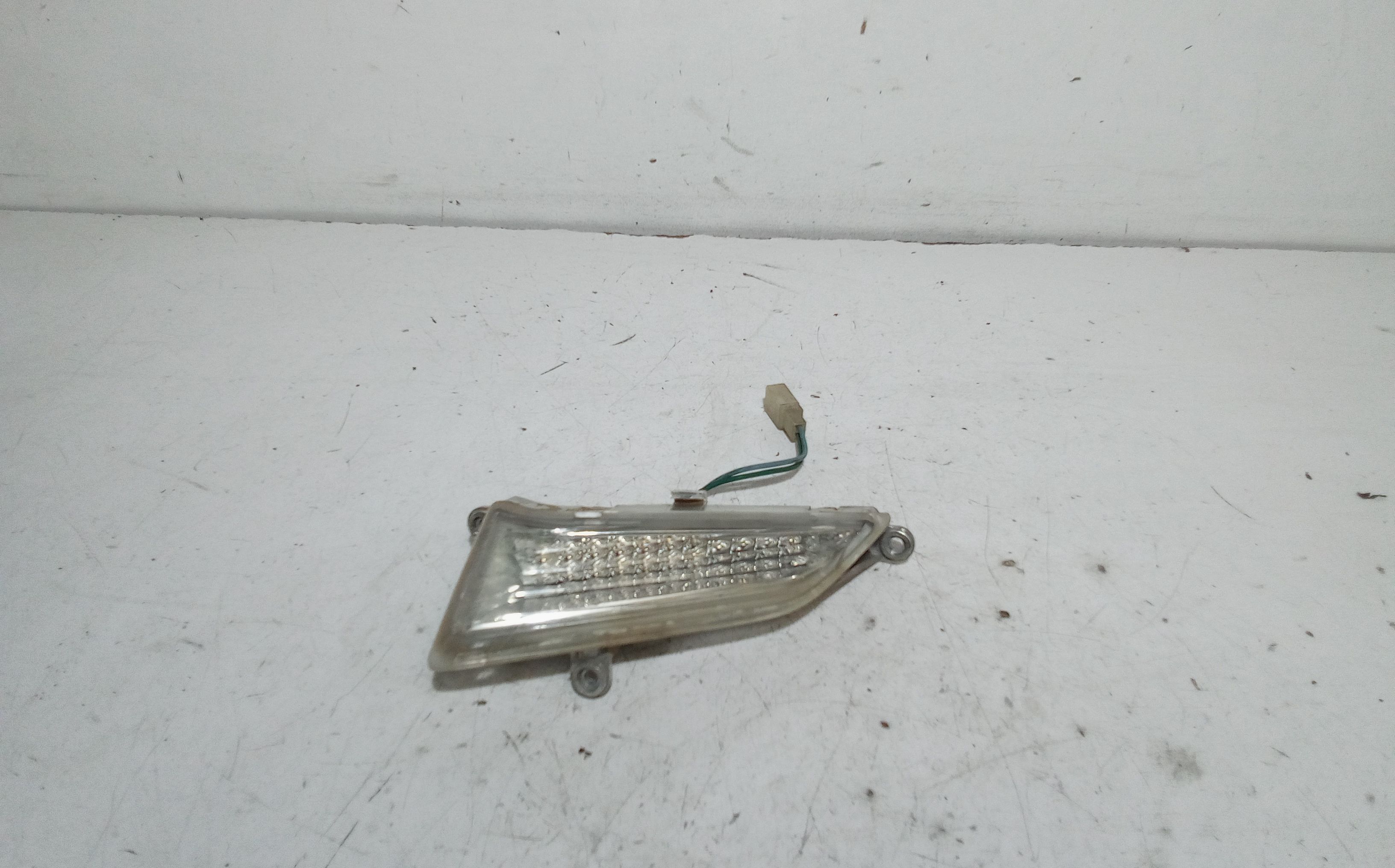 Lampada Direzione Ant. Destro Usato