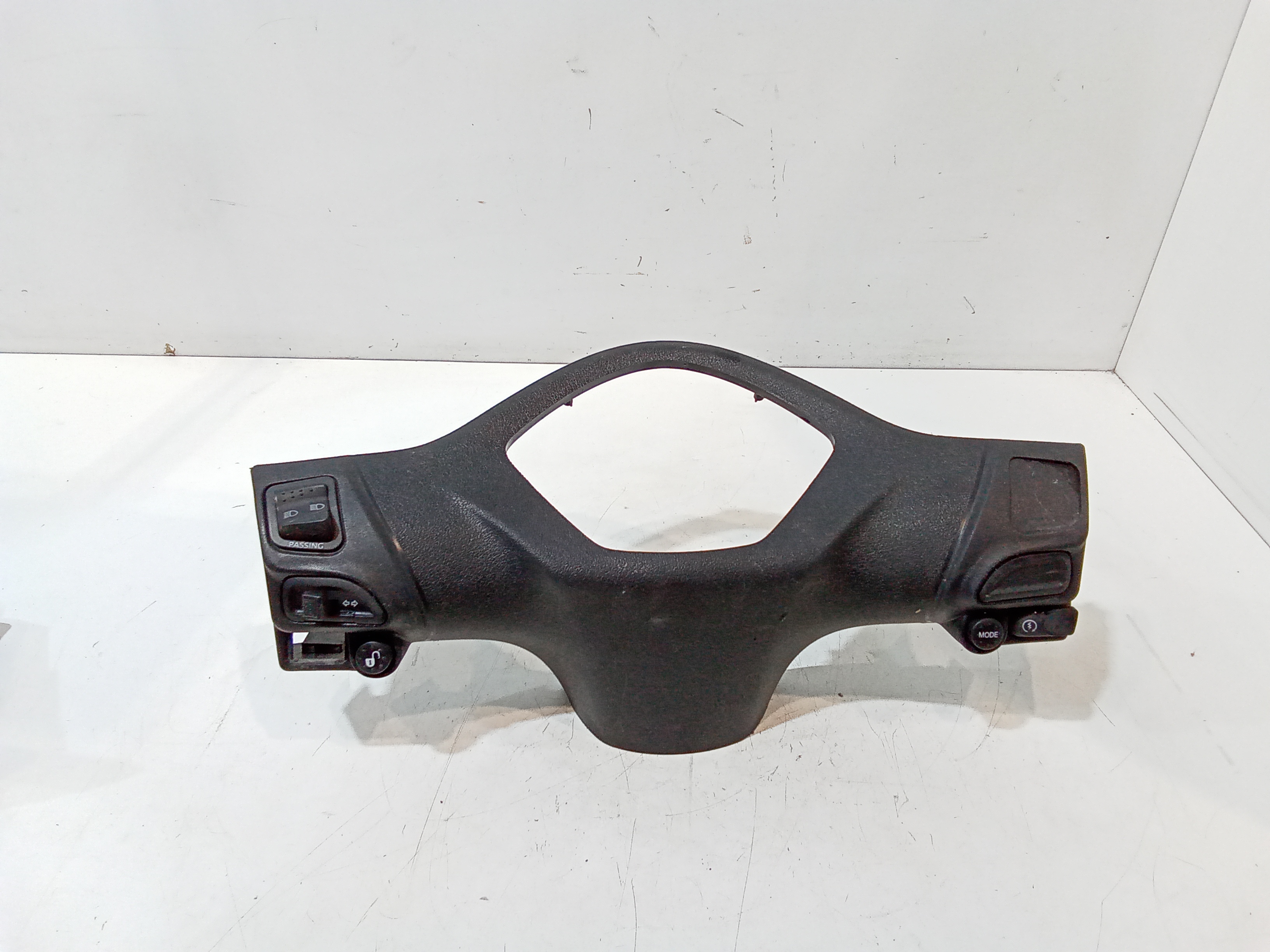 Cornice Portastrumenti Usato