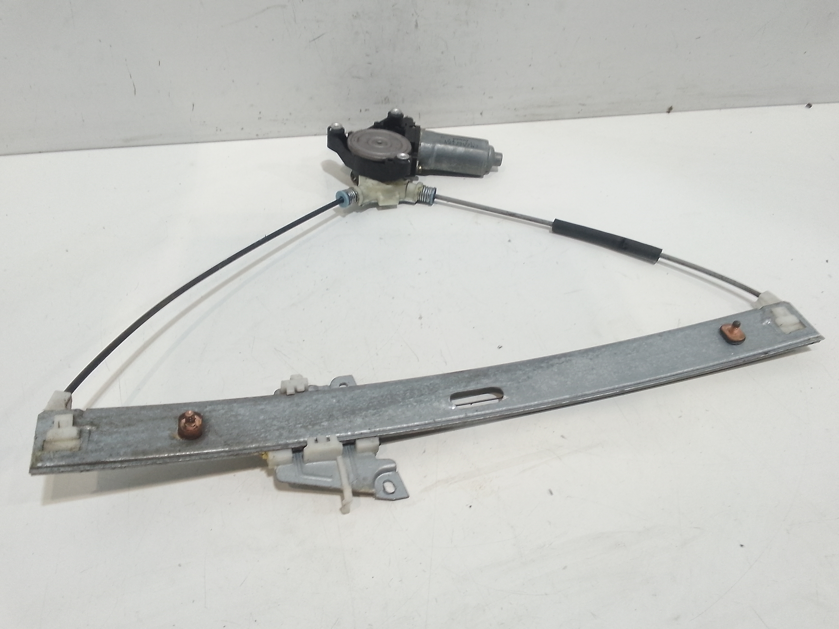 Alzacristallo Porta Ant. Destro Usato