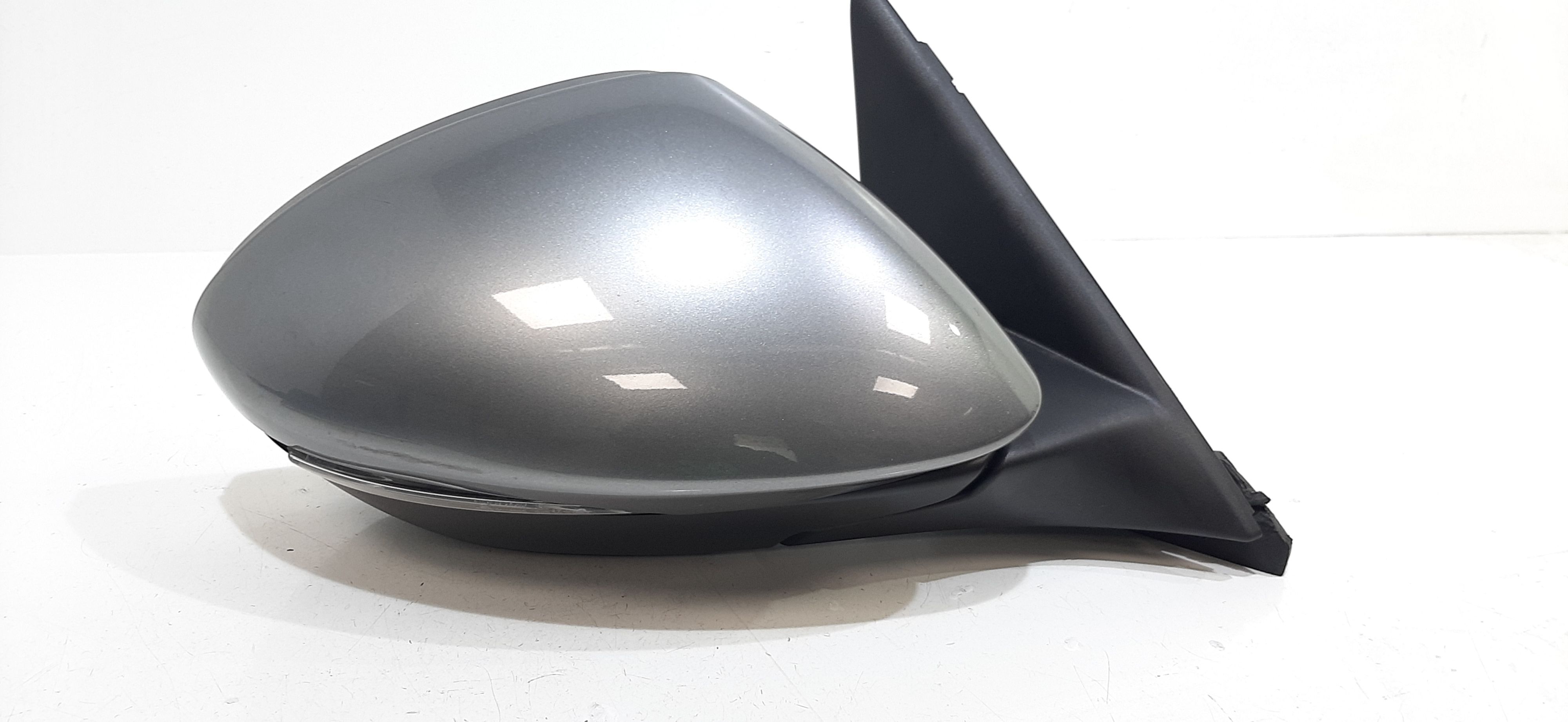 Retrovisore Est. Destro Usato