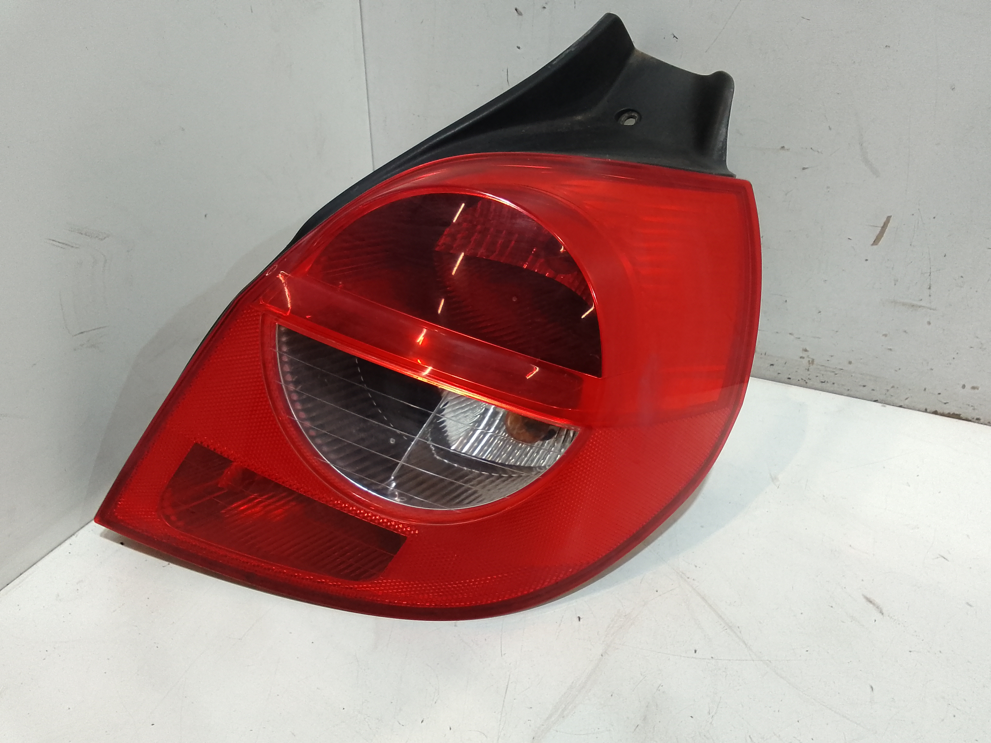 Fanale Post. Destro 8200459960 Usato