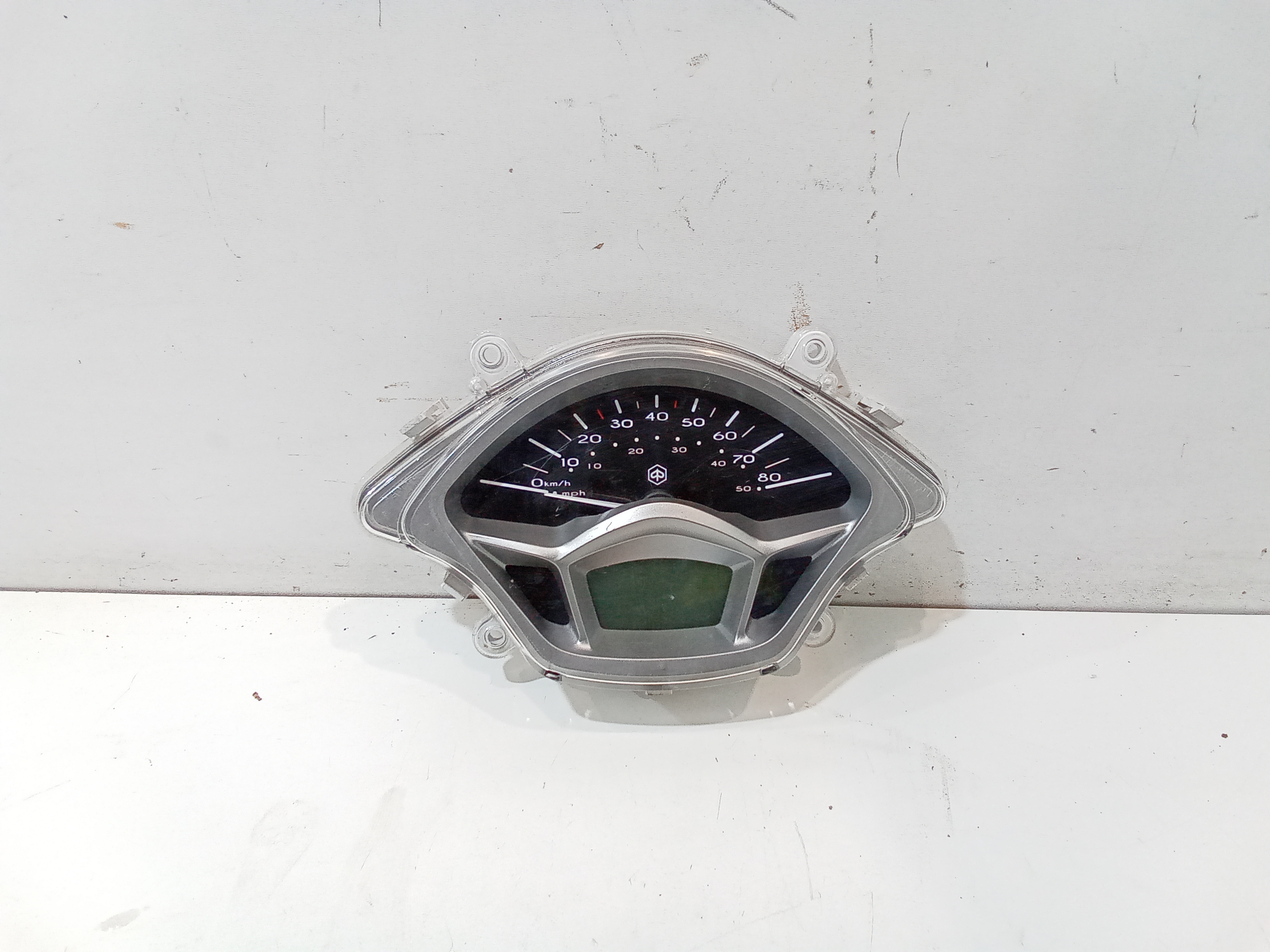 Quadro Portastrumenti Usato