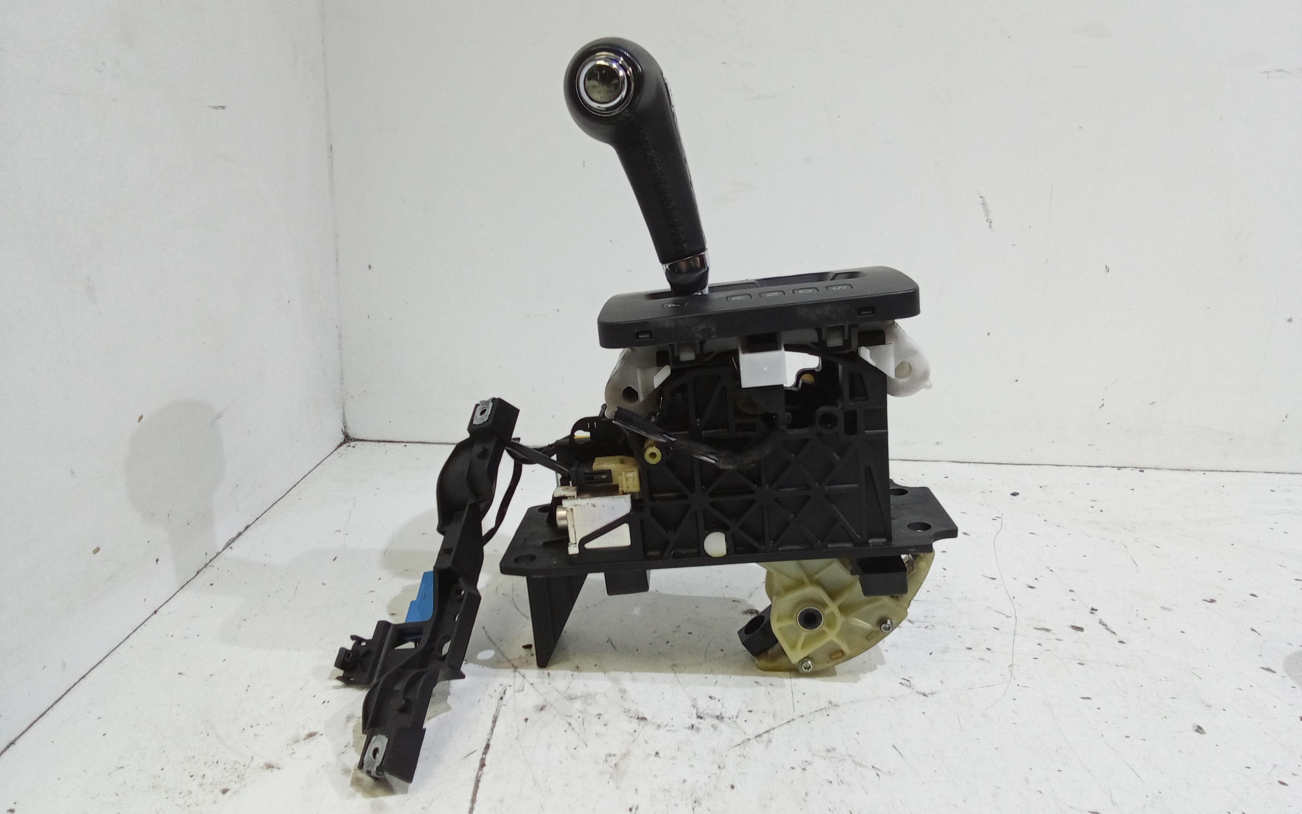 Leva Cambio Autom. Compl. 7P1713105 Usato