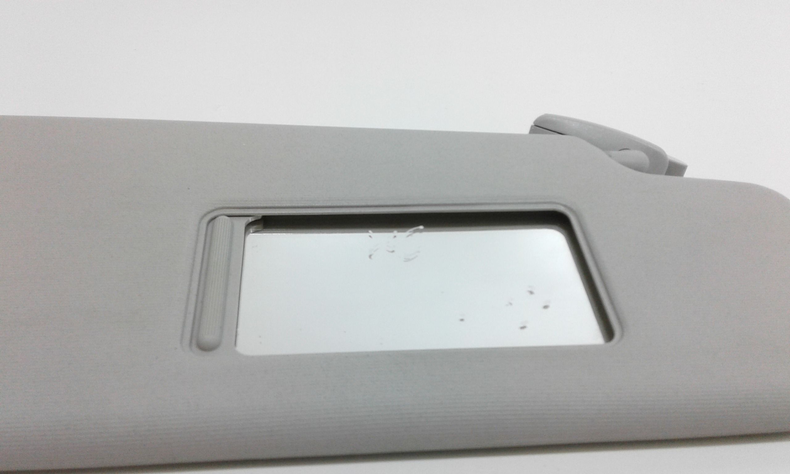 Aletta Parasole Parabrezza Destro 1Z0857552BB2F4 Usato