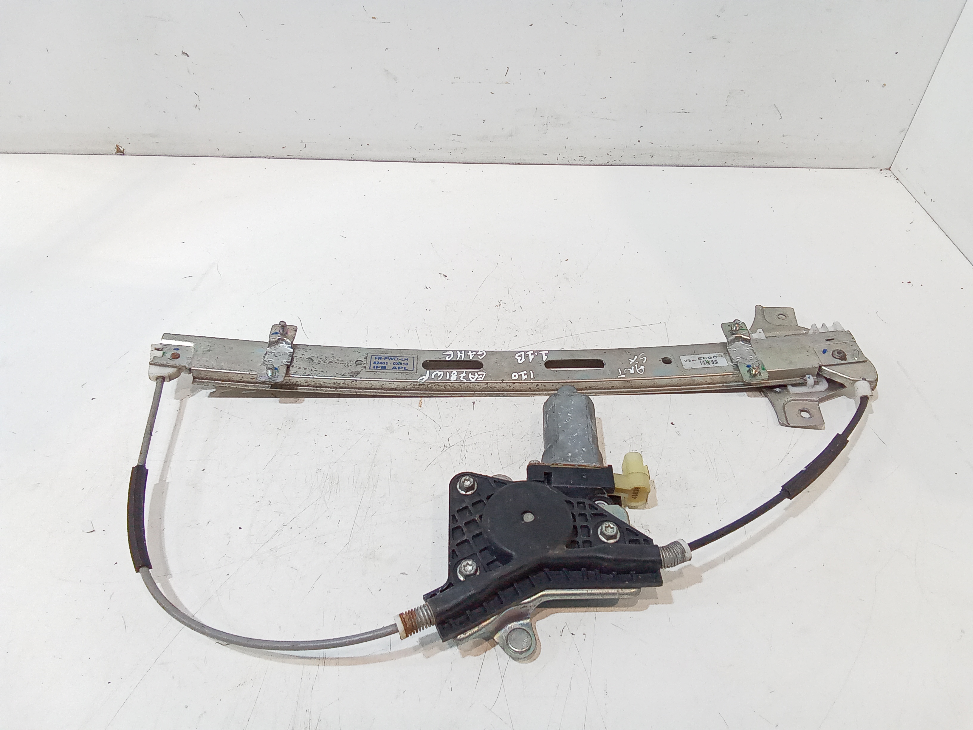 Alzacristallo Porta Ant. Sinistro 824010X000 Usato