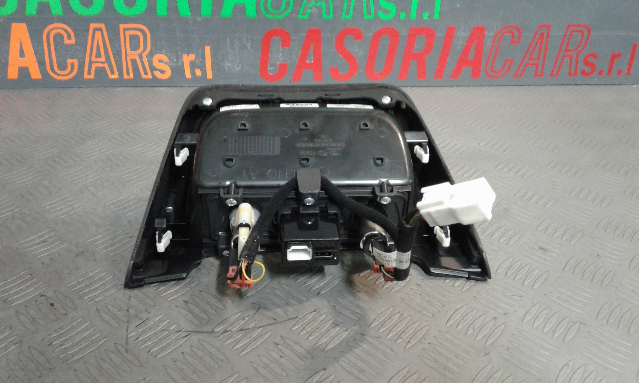 Console Porta Usb / Aux Usato