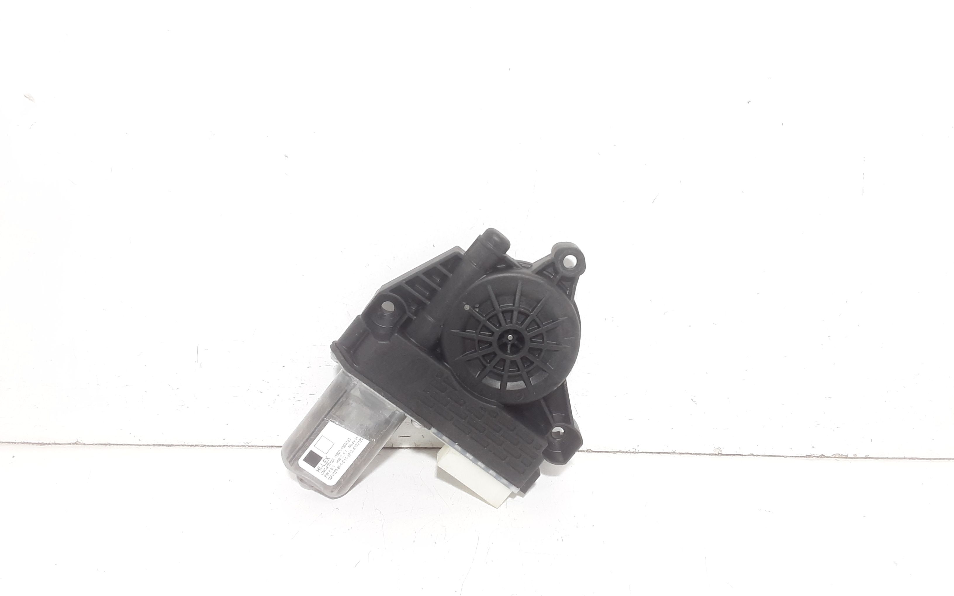 Motorino Alzacristallo Porta Ant. Destro 61355A02D62 Usato