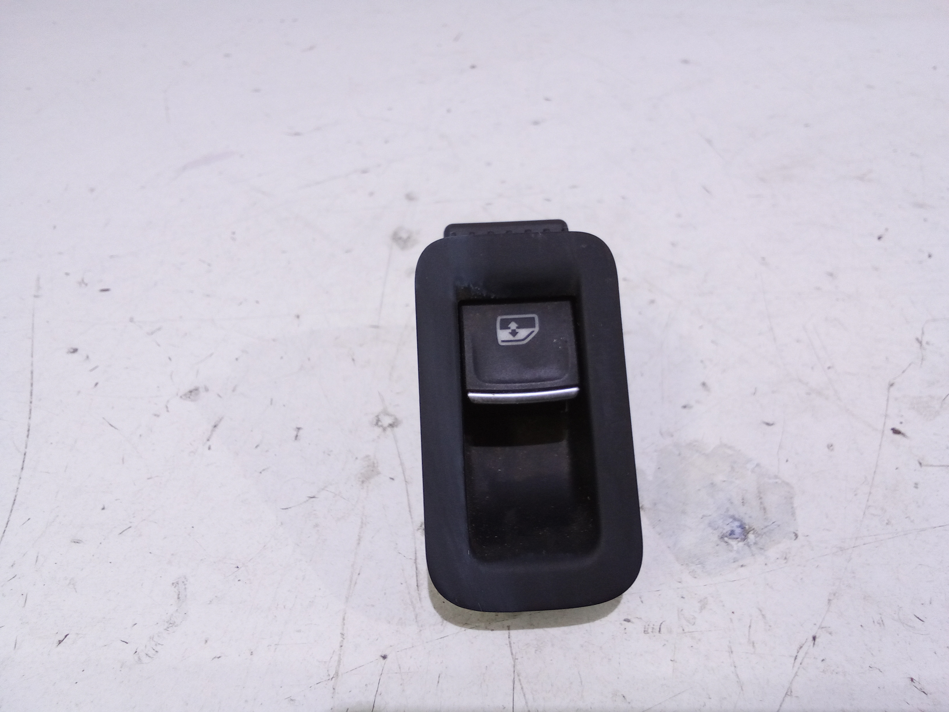 Interruttore Alzacristalli Porta Post. Sinistro 5G0959855KWHS Usato