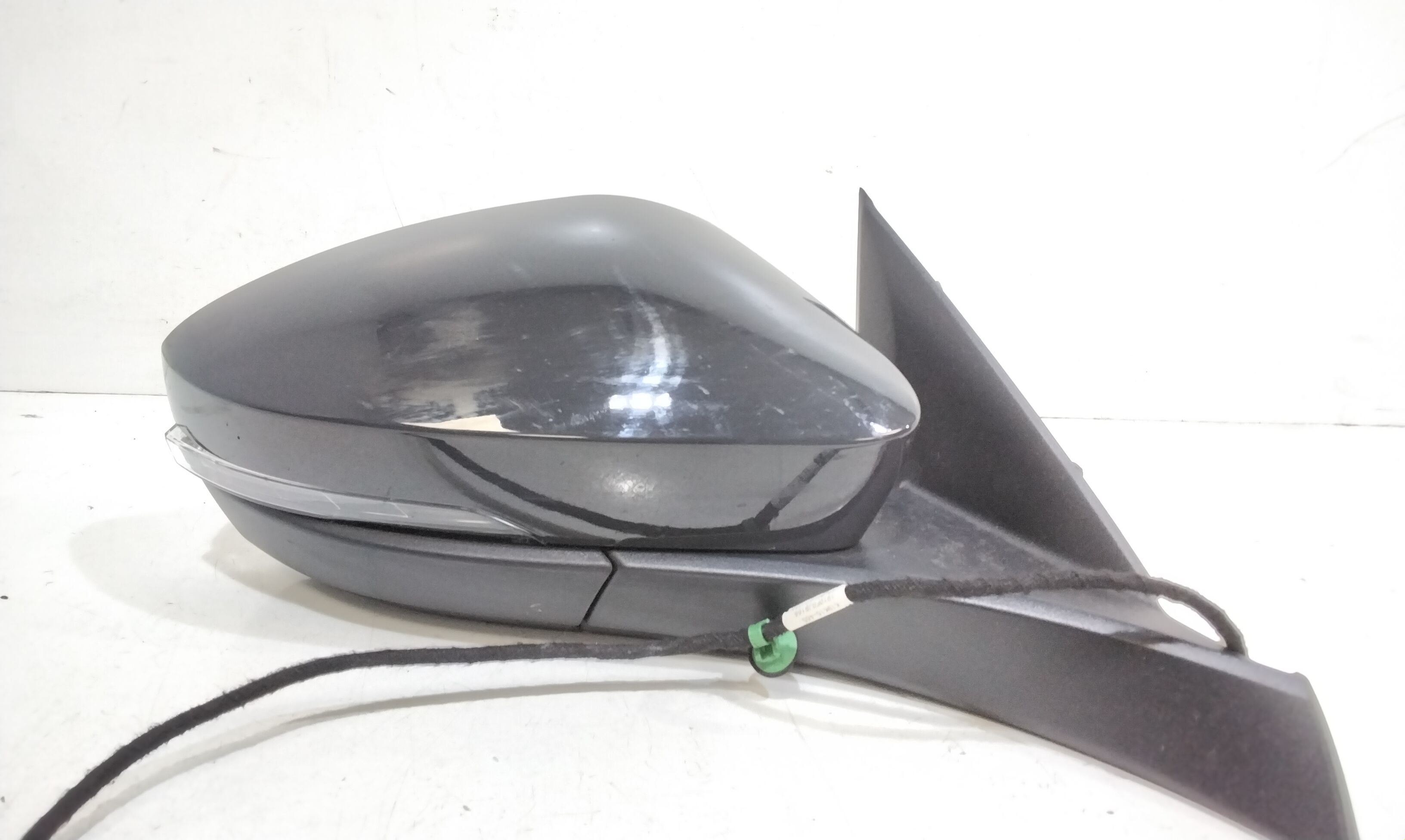 Retrovisore Est. Destro Usato