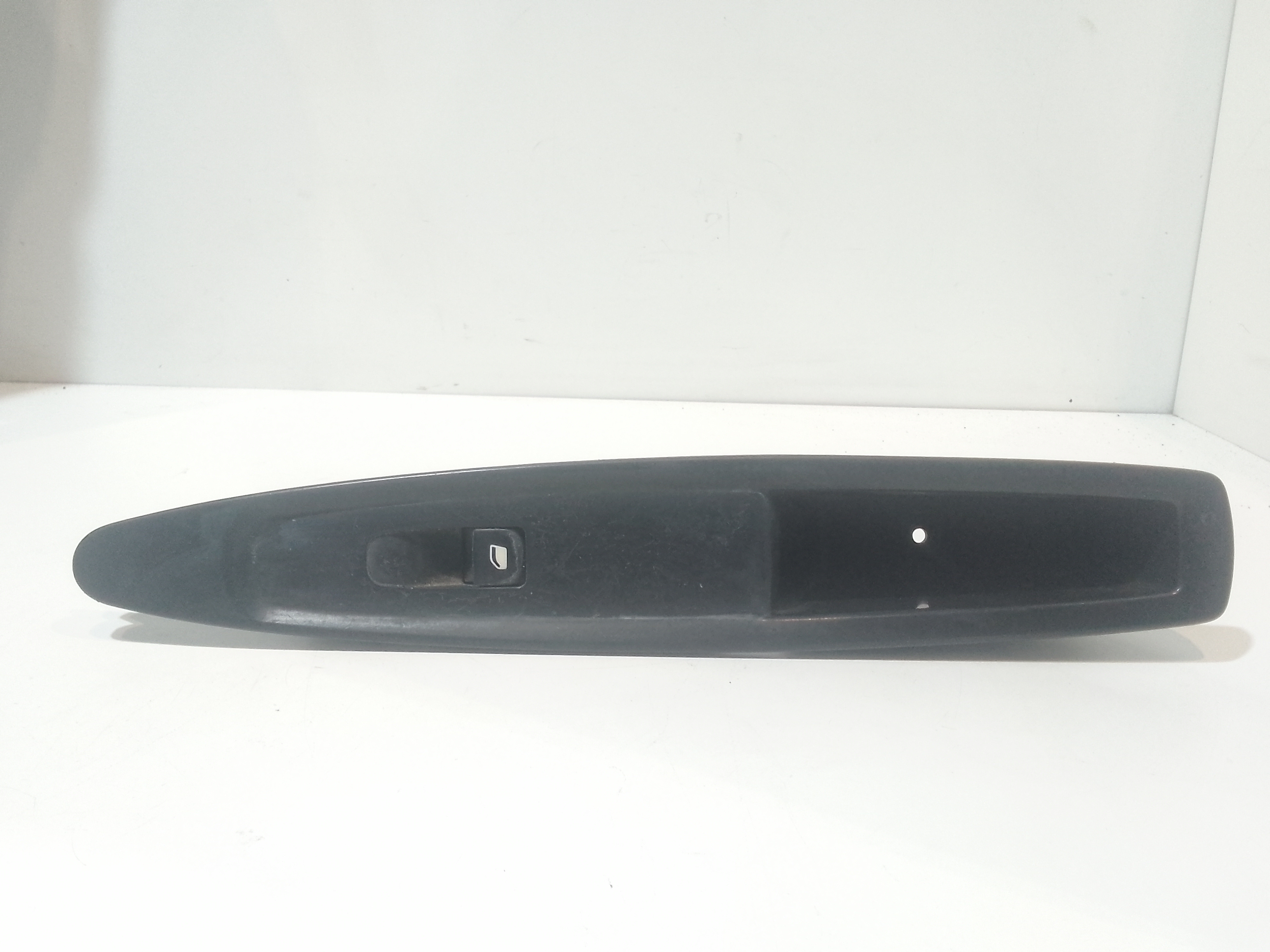 Interruttore Alzacristalli Porta Ant. Destro Usato