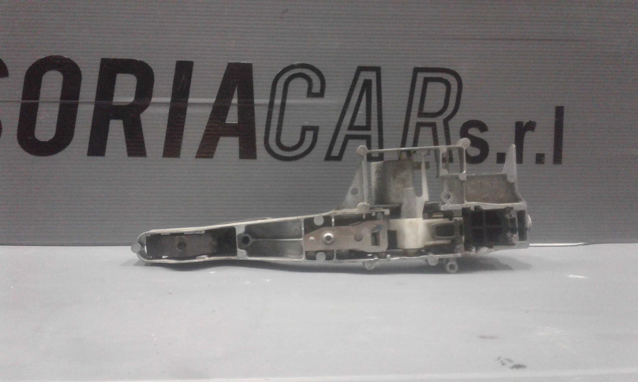 Maniglia Porta Ant. Destro 9101GE Usato