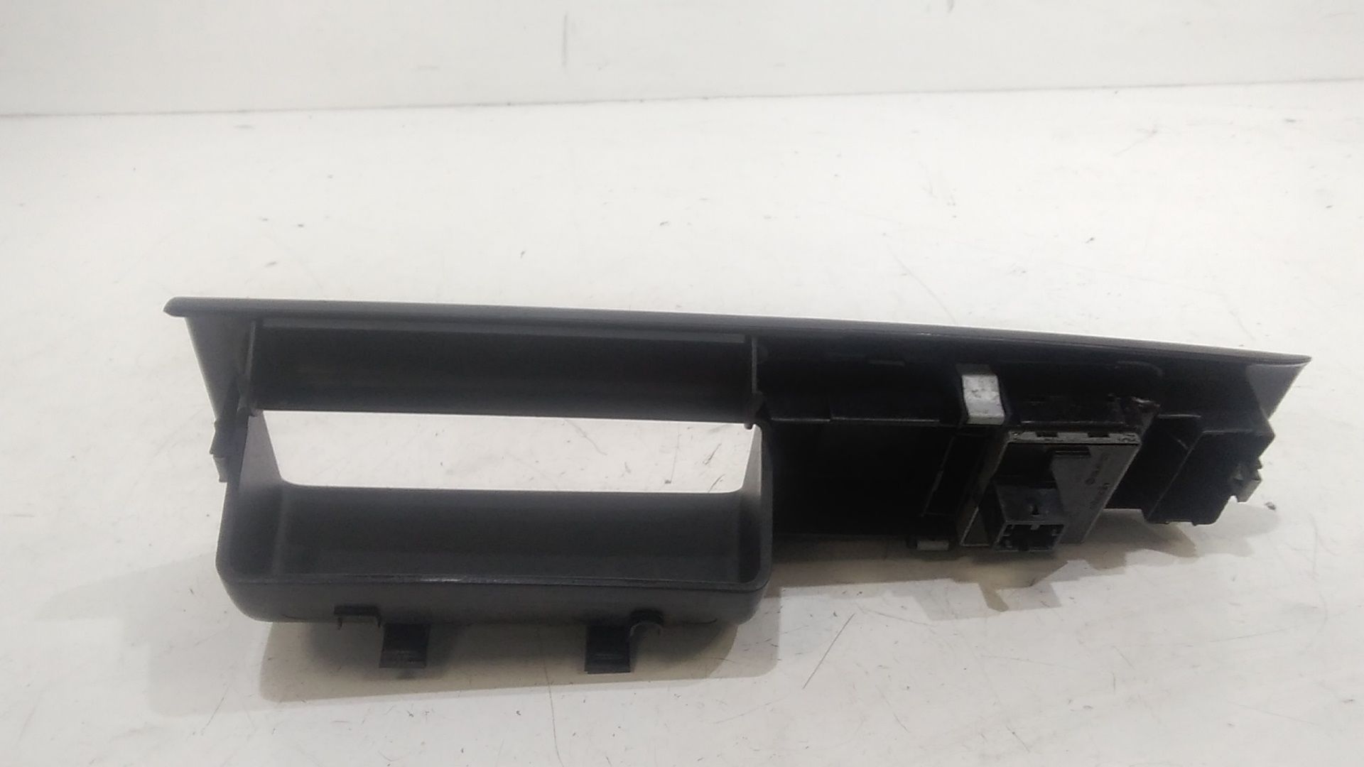 Interruttore Alzacristalli Porta Ant. Sinistro 6Q09598589B9 Usato