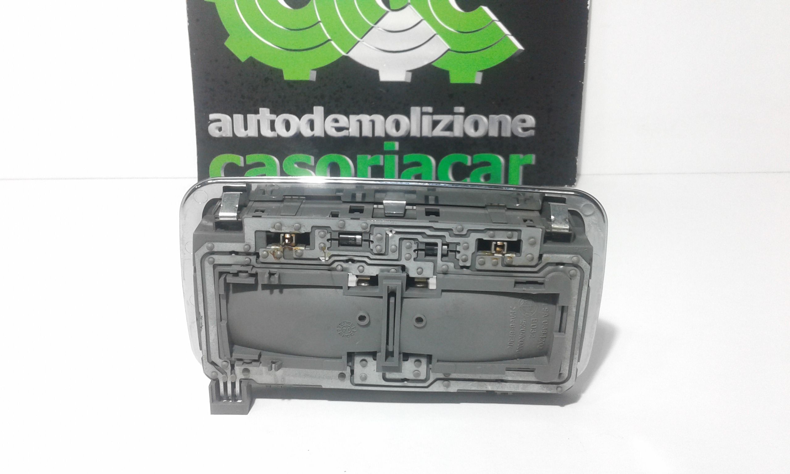 Luce Cortesia Ant. Tetto 735301997 Usato