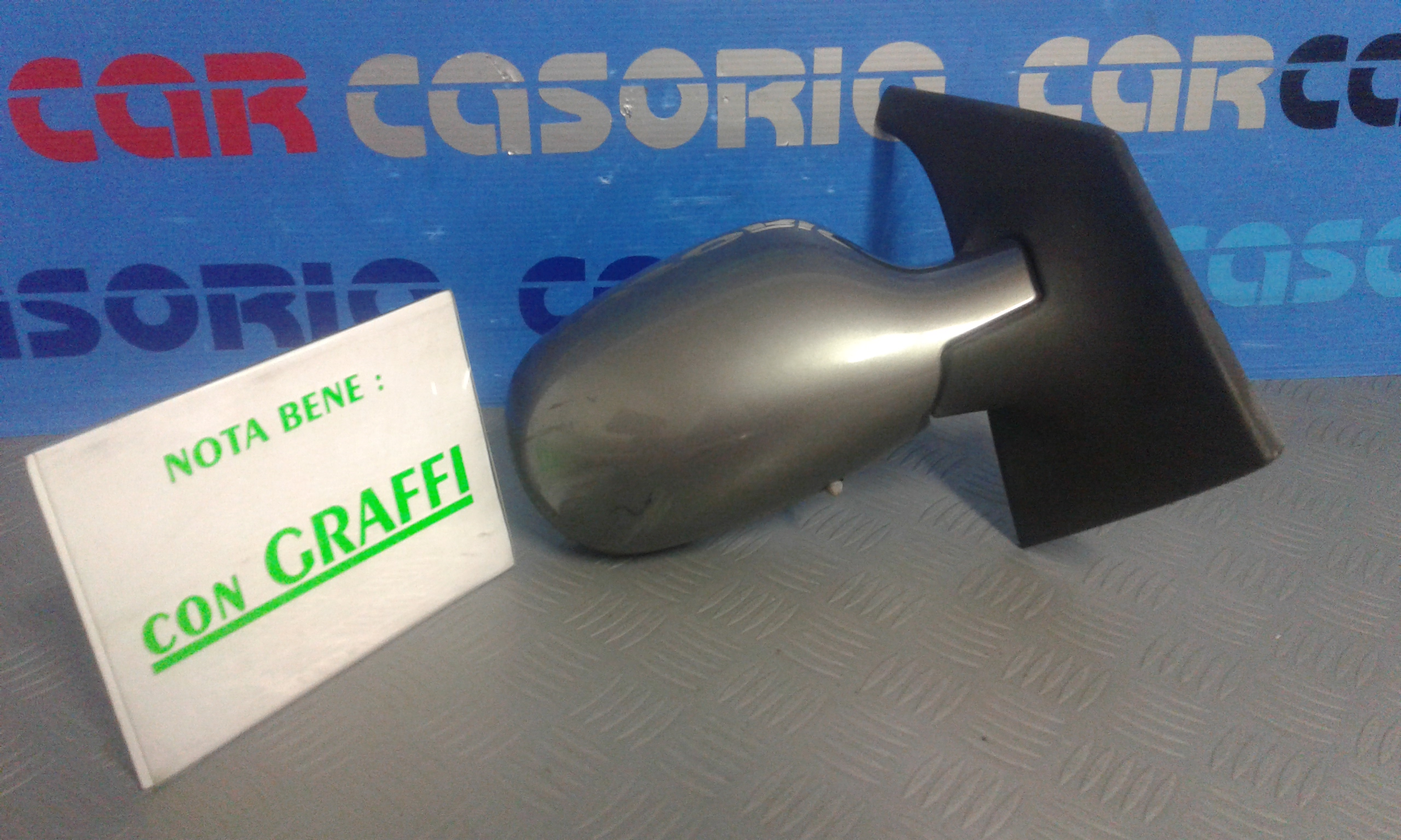 Retrovisore Est. Destro Usato