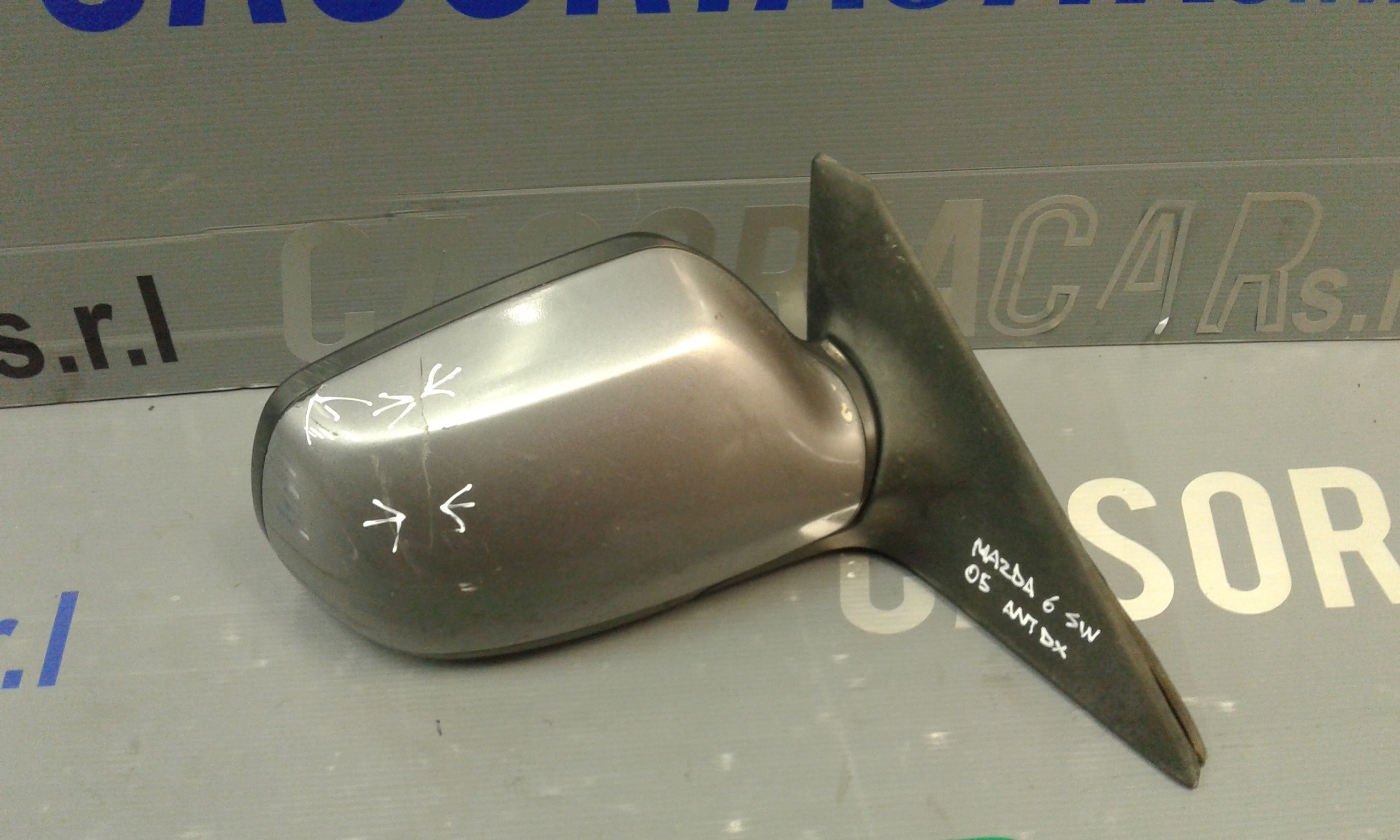 Retrovisore Est. Destro Usato