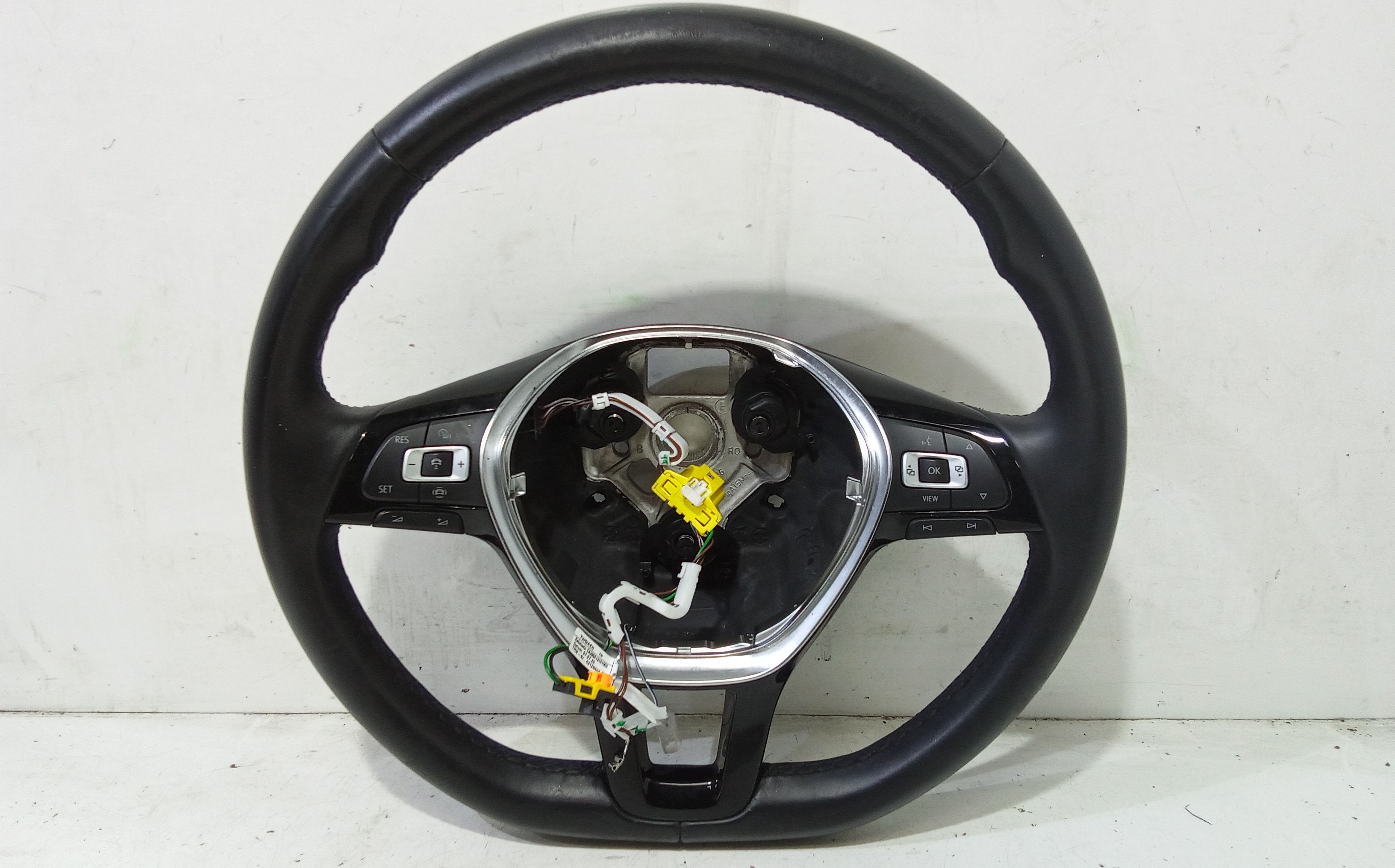 Volante 5G0419091ESCPU Usato