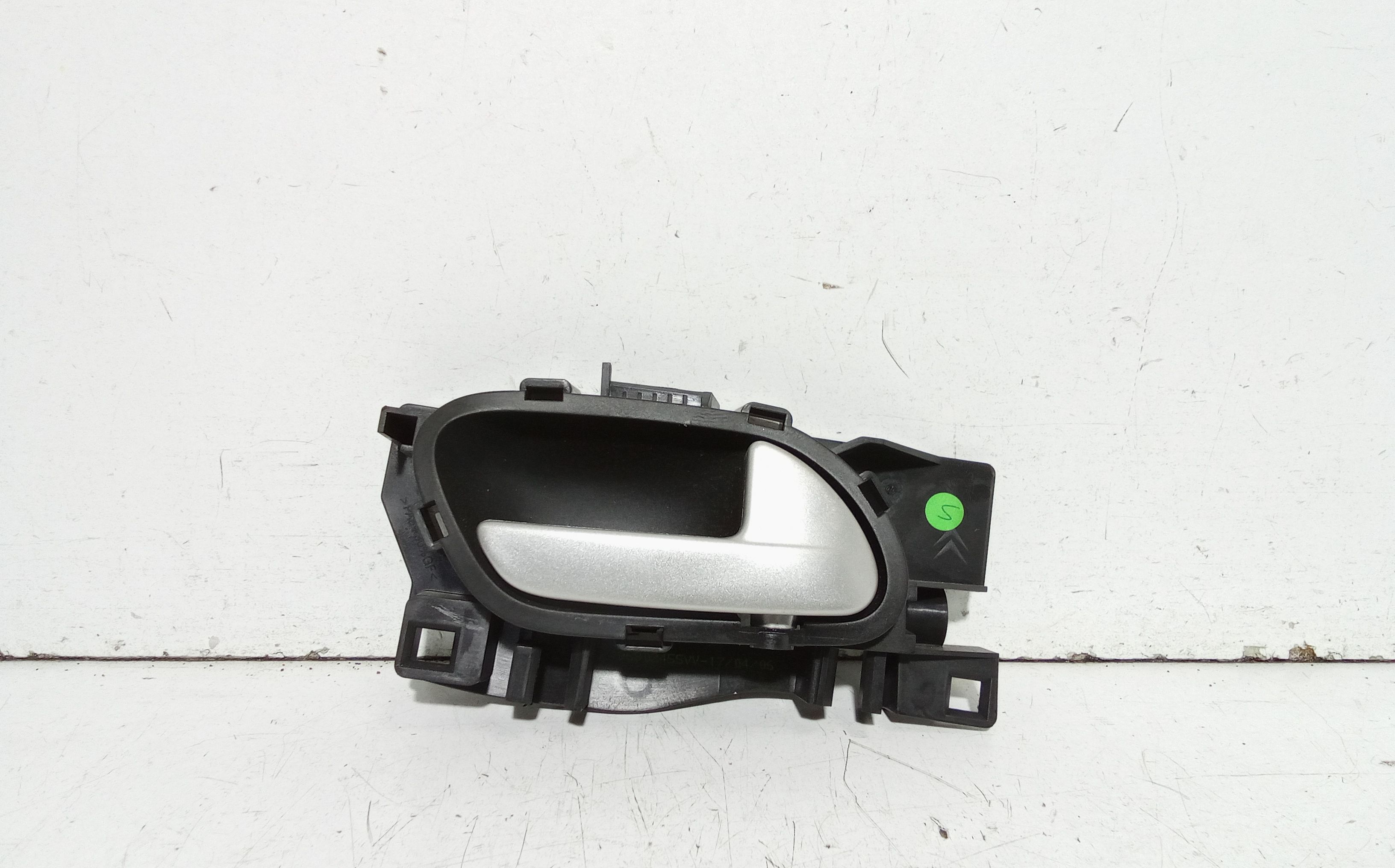 Maniglia Int. Apertura Porta Post. Destro Usato