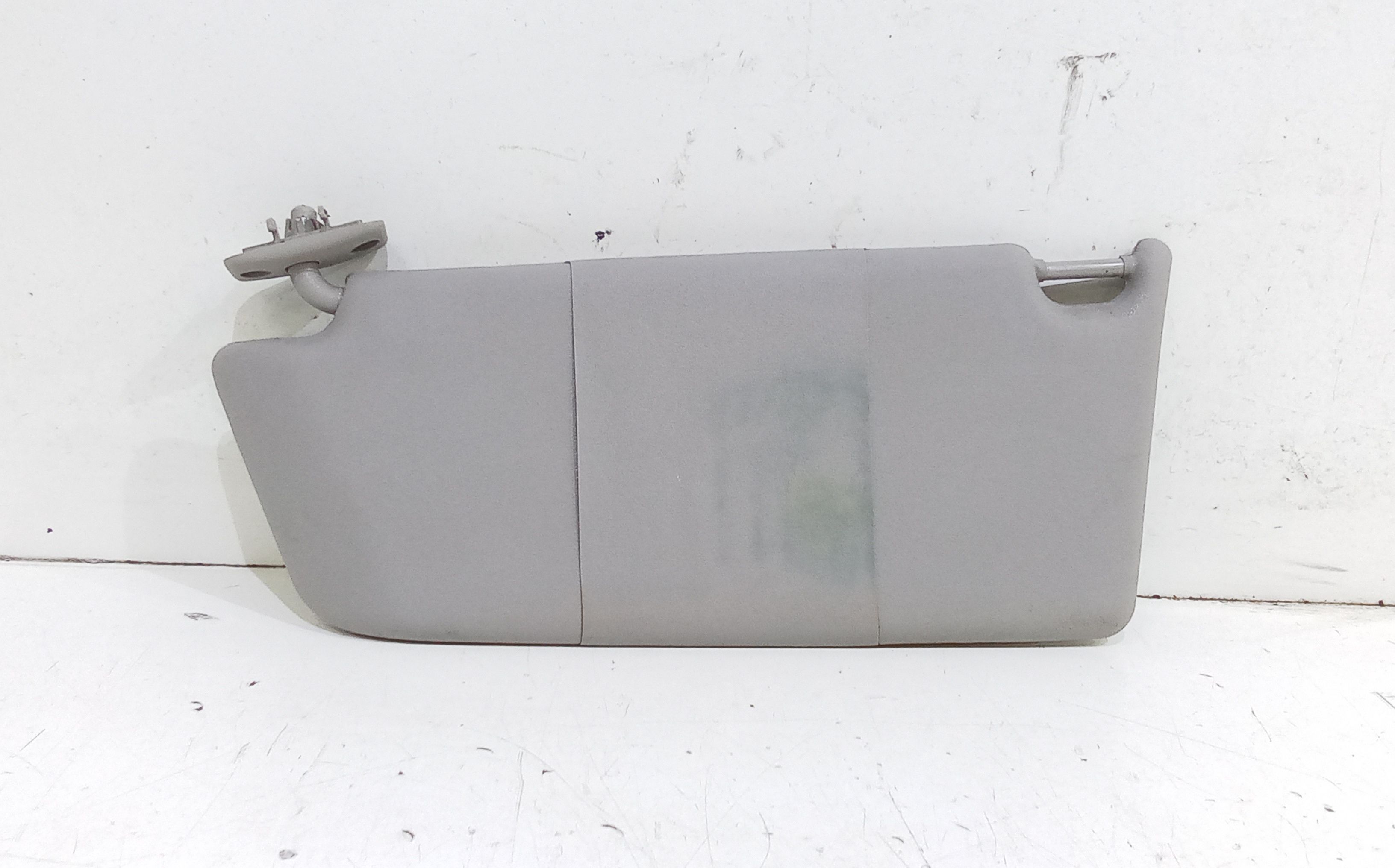 Aletta Parasole Parabrezza Sinistro 24454157 Usato