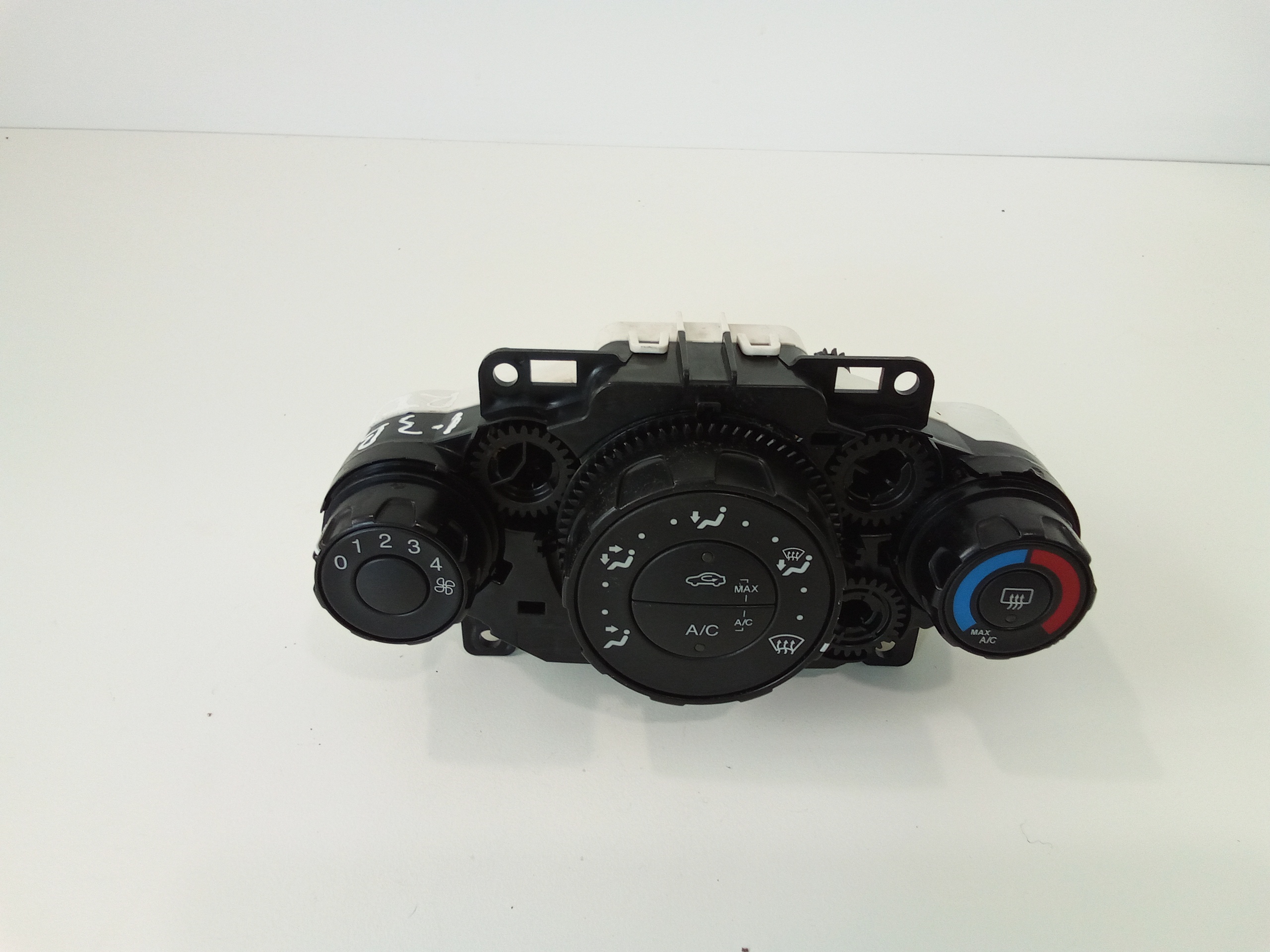 Blocco Comando Climatizzazione 1727642 Usato