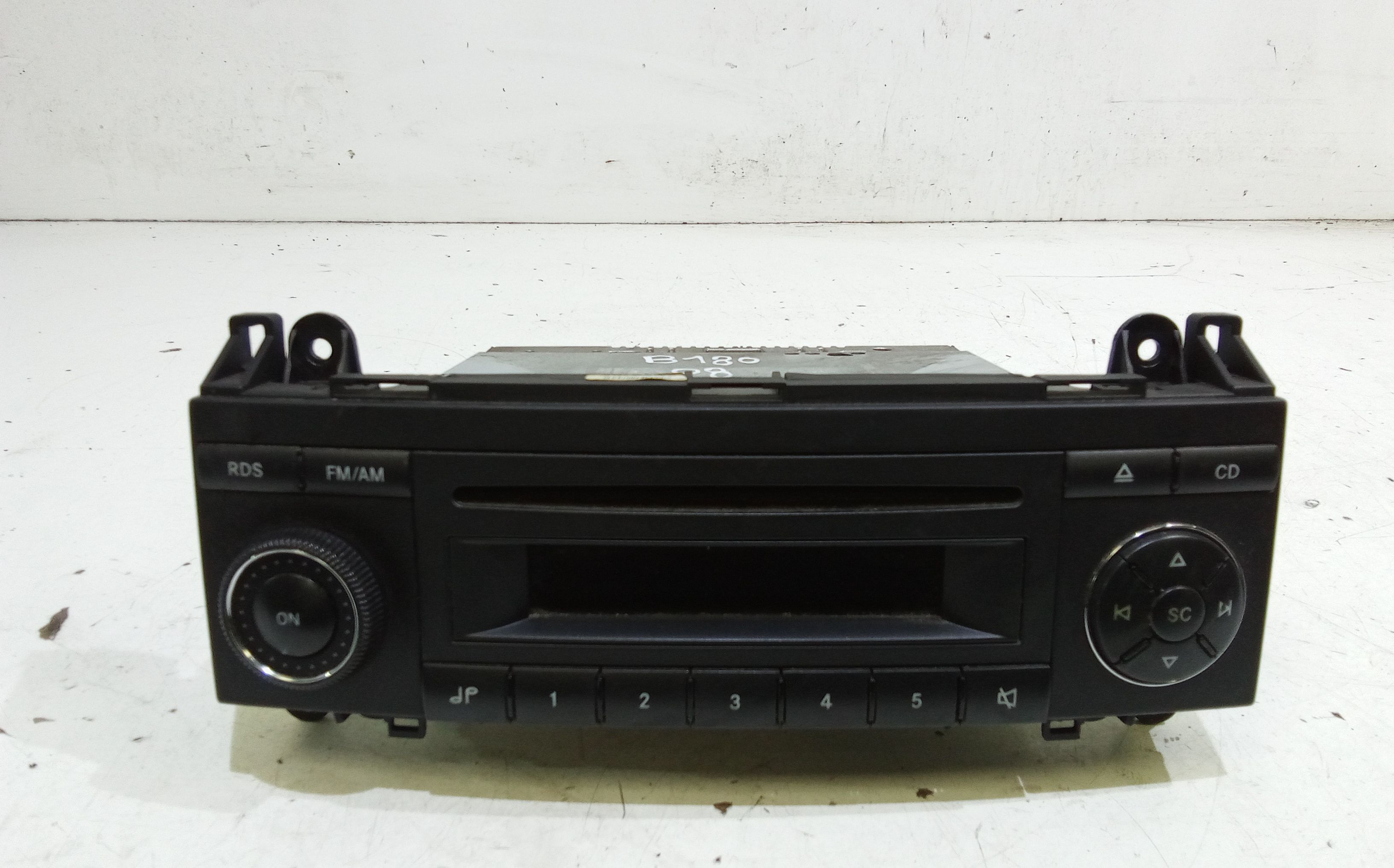 Autoradio A1698200486 Usato