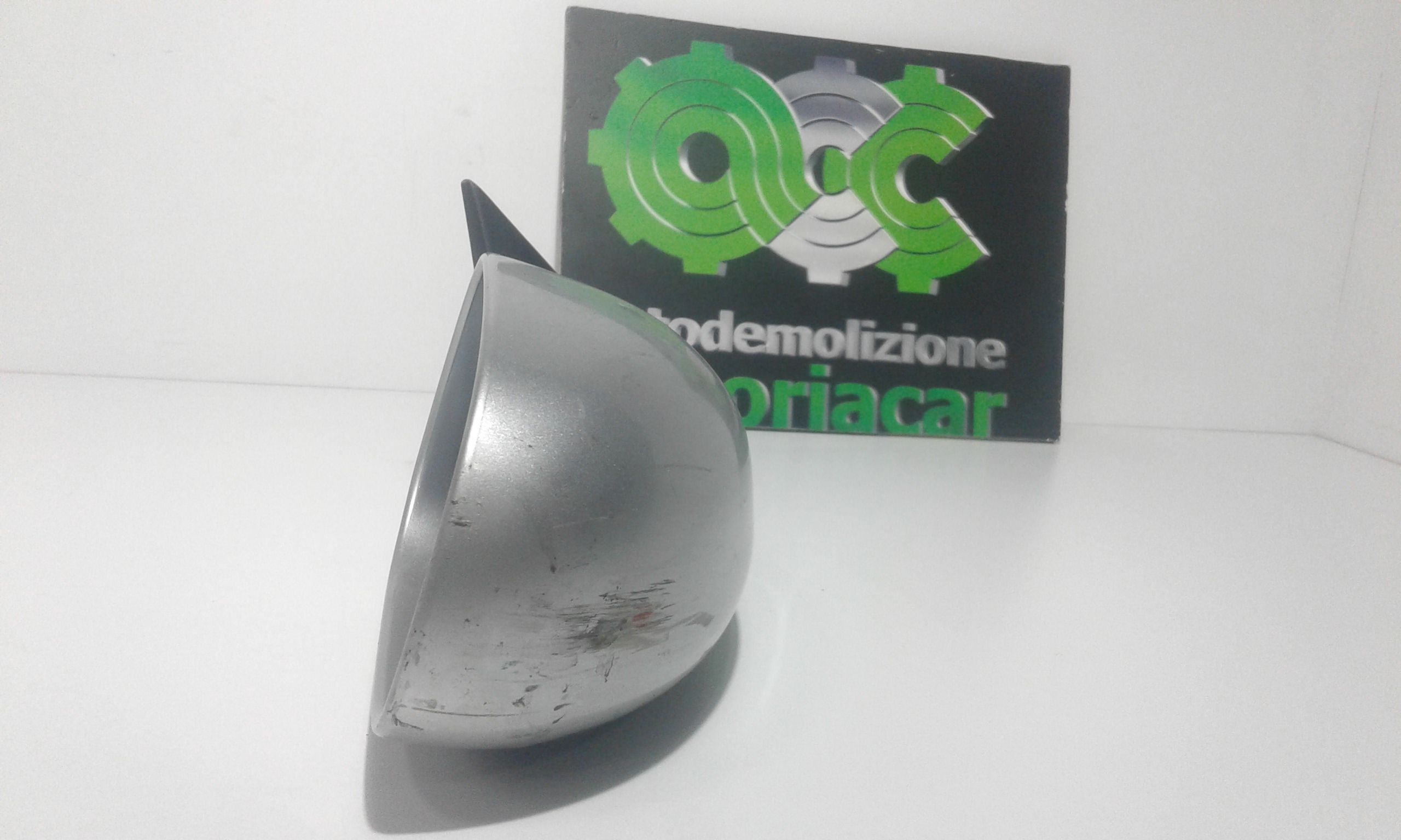 Retrovisore Est. Destro Usato