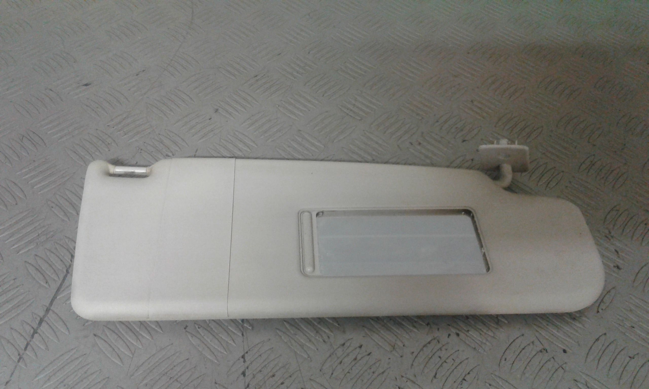 Aletta Parasole Parabrezza Destro Usato