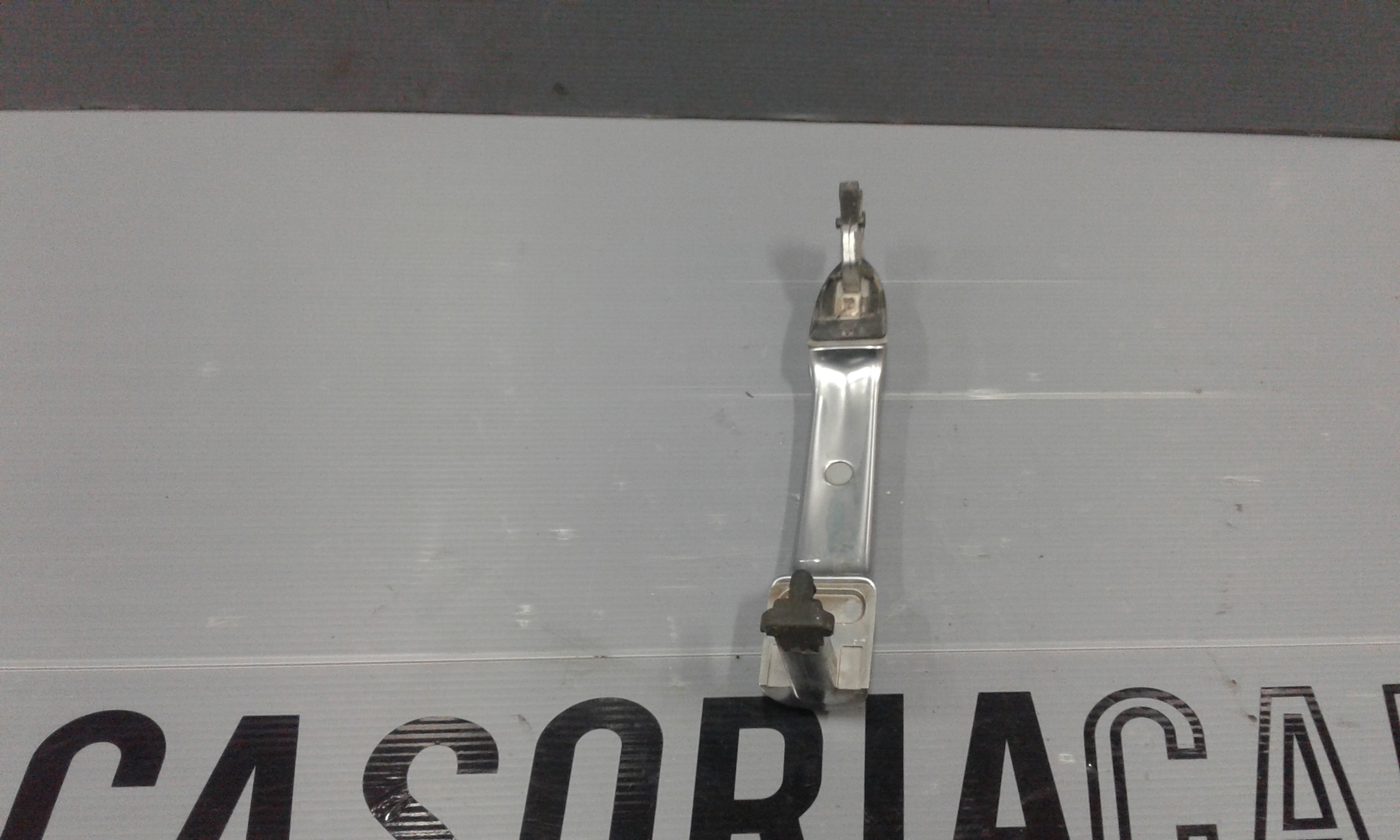 Maniglia Porta Post. Sinistro 7701472931 Usato