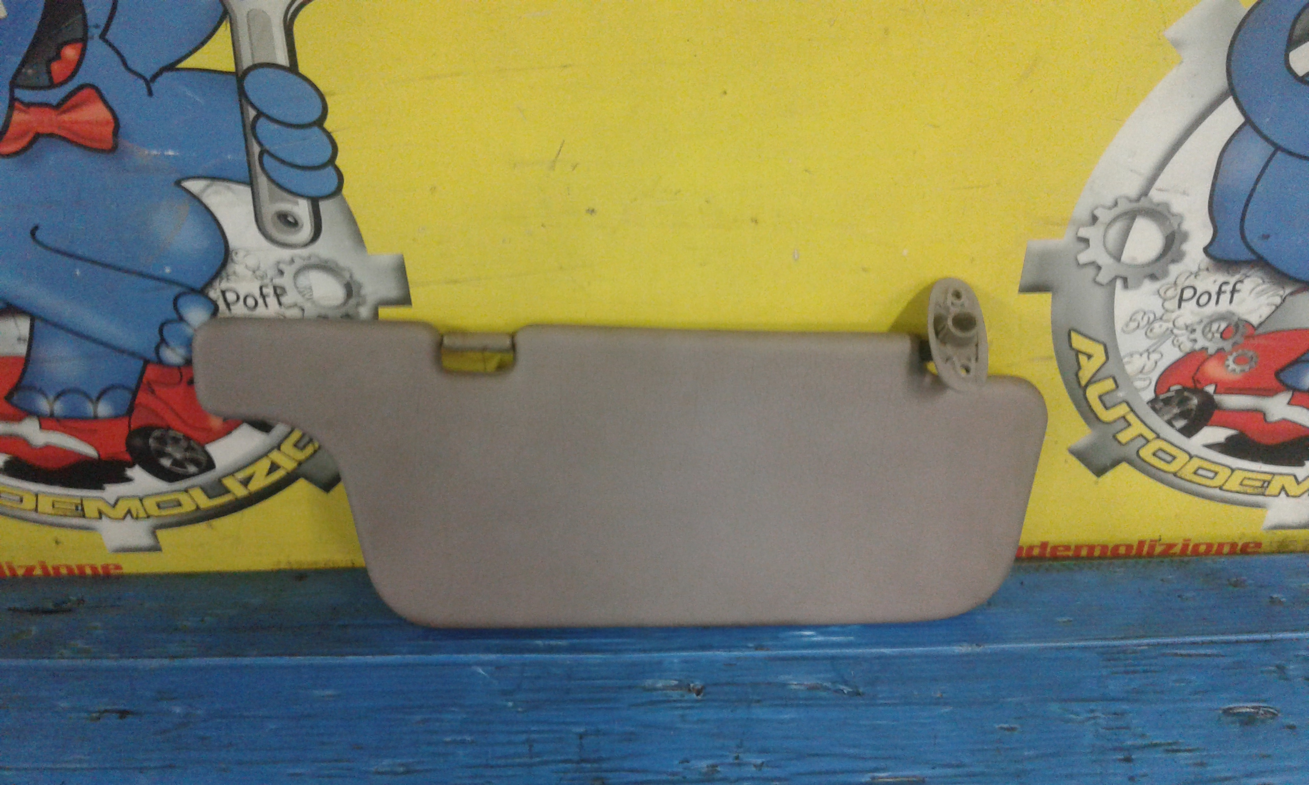 Aletta Parasole Parabrezza Destro 964005F200 Usato