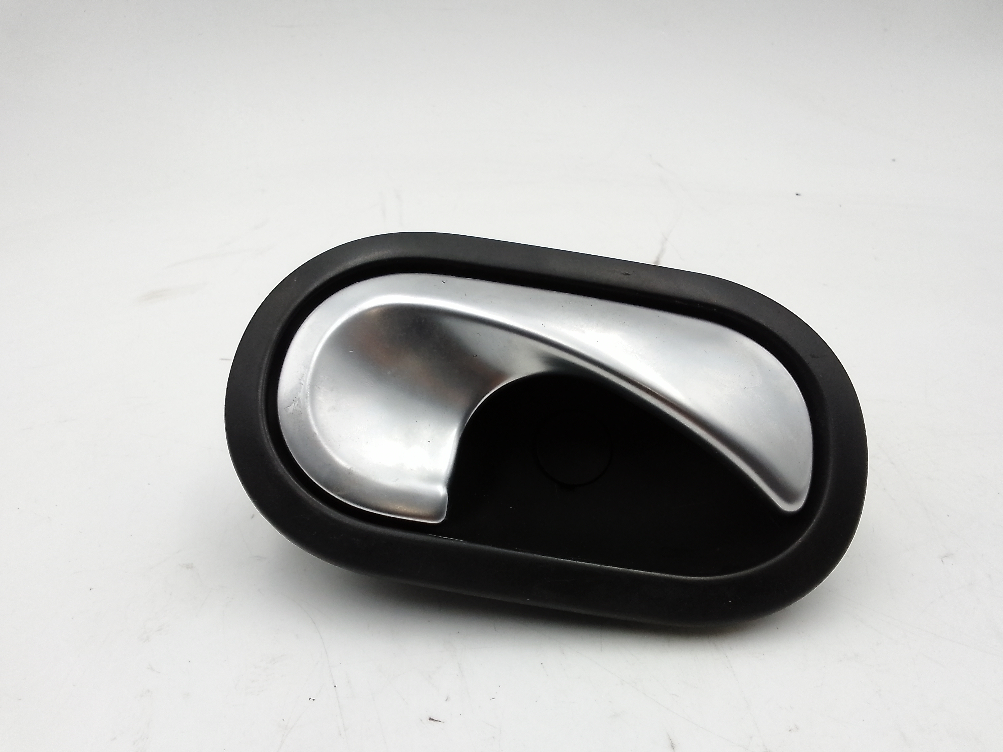 Maniglia Int. Apertura Porta Ant. Destro Usato