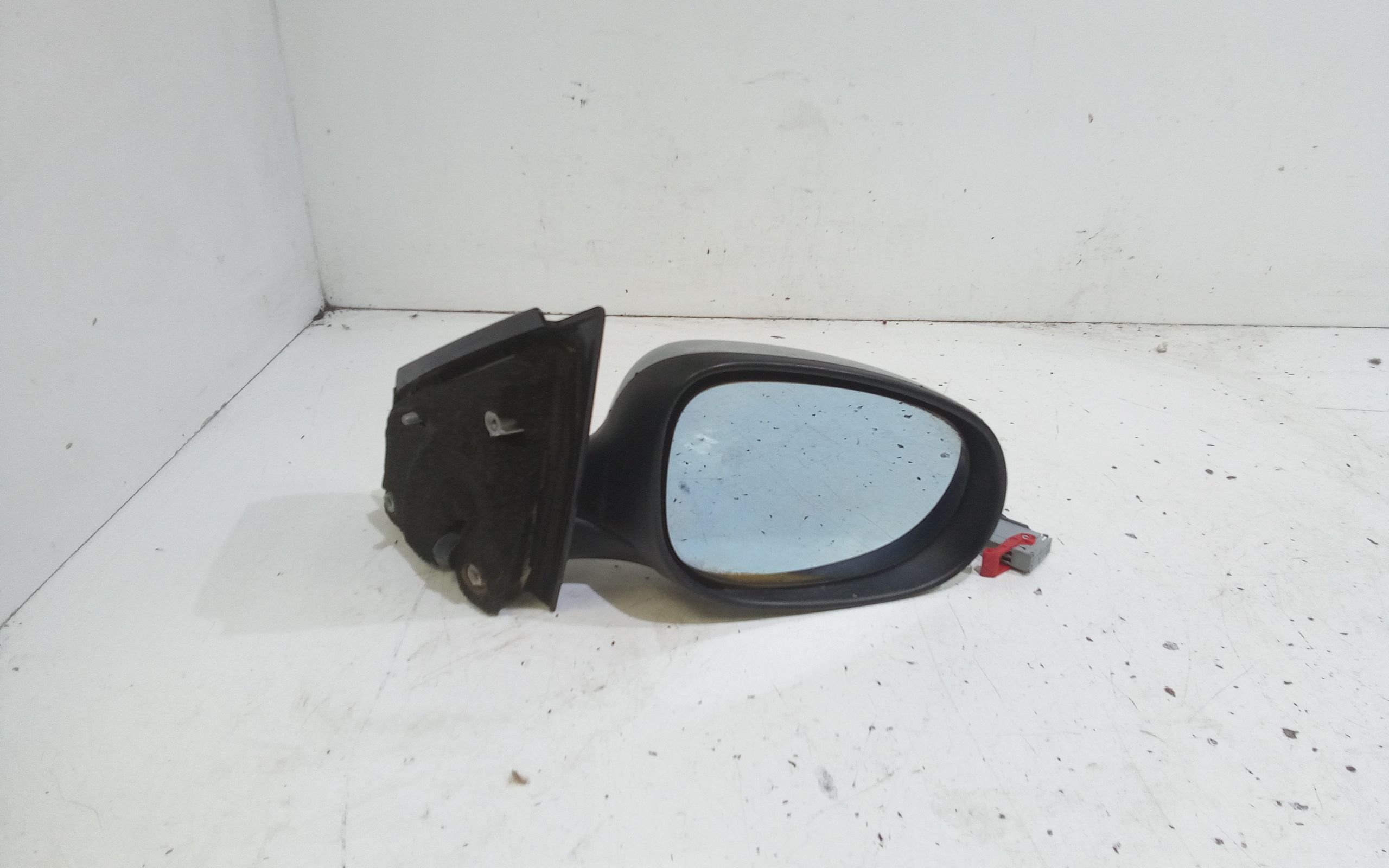 Retrovisore Est. Destro Usato