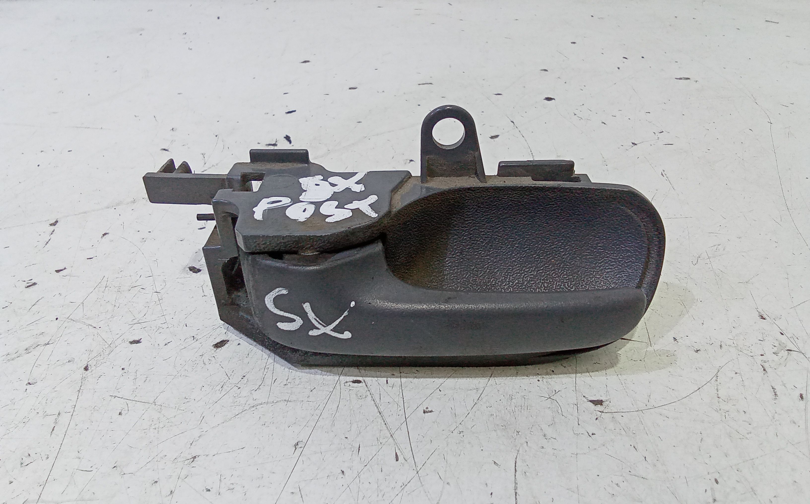 Maniglia Int. Apertura Porta Post. Sinistro 692060D060B2 Usato