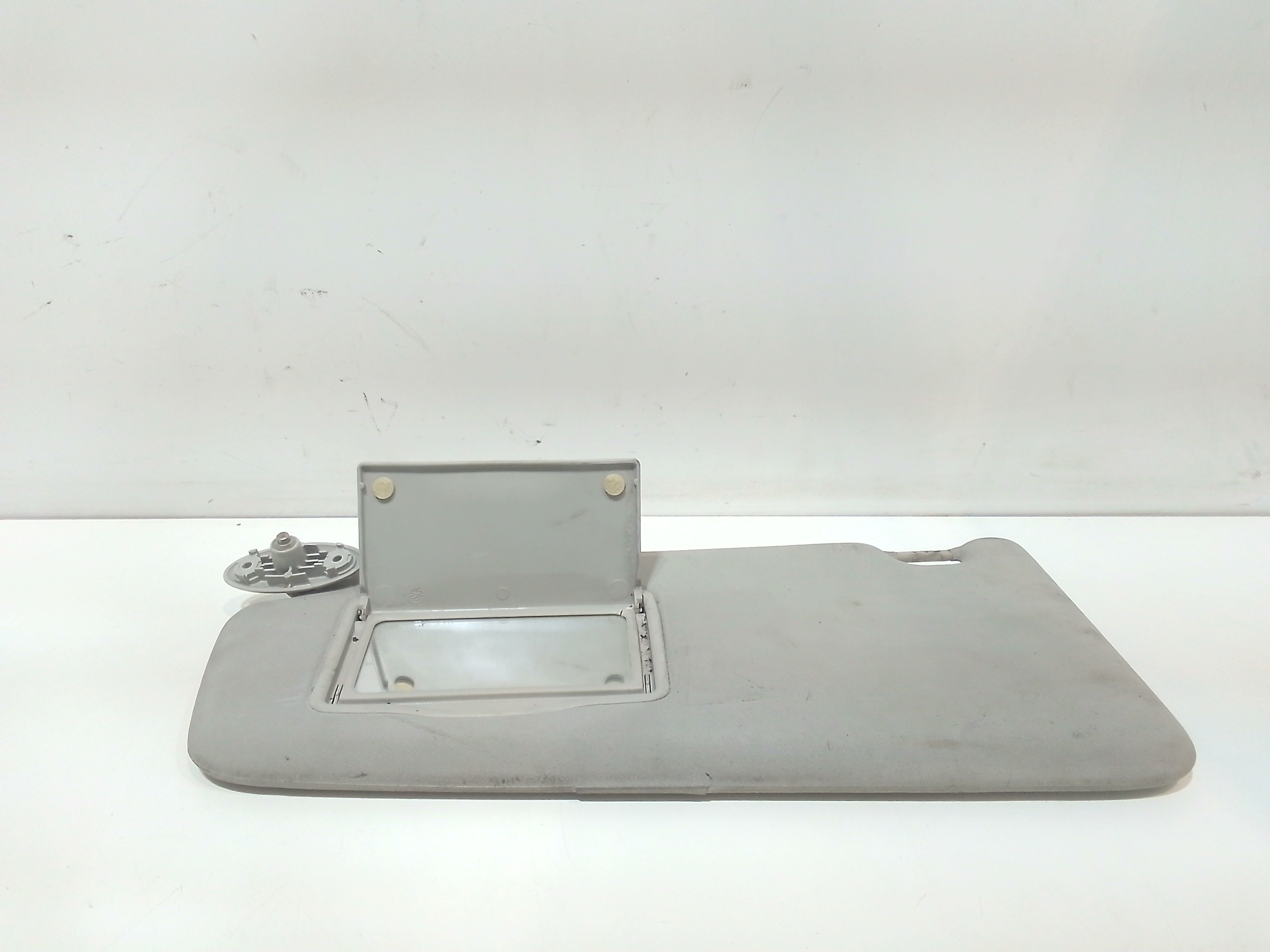 Aletta Parasole Parabrezza Sinistro 1599321 Usato