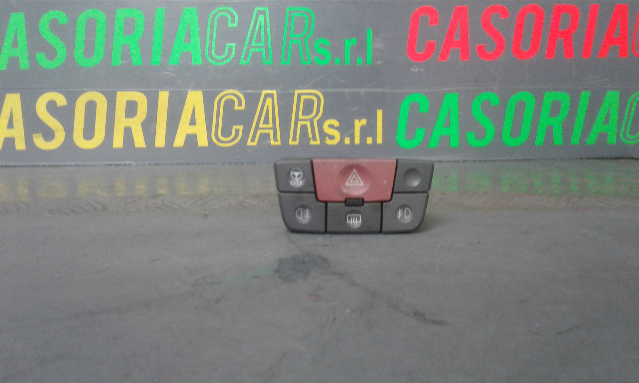 Blocco Comandi Multifunzioni 735357118 Usato