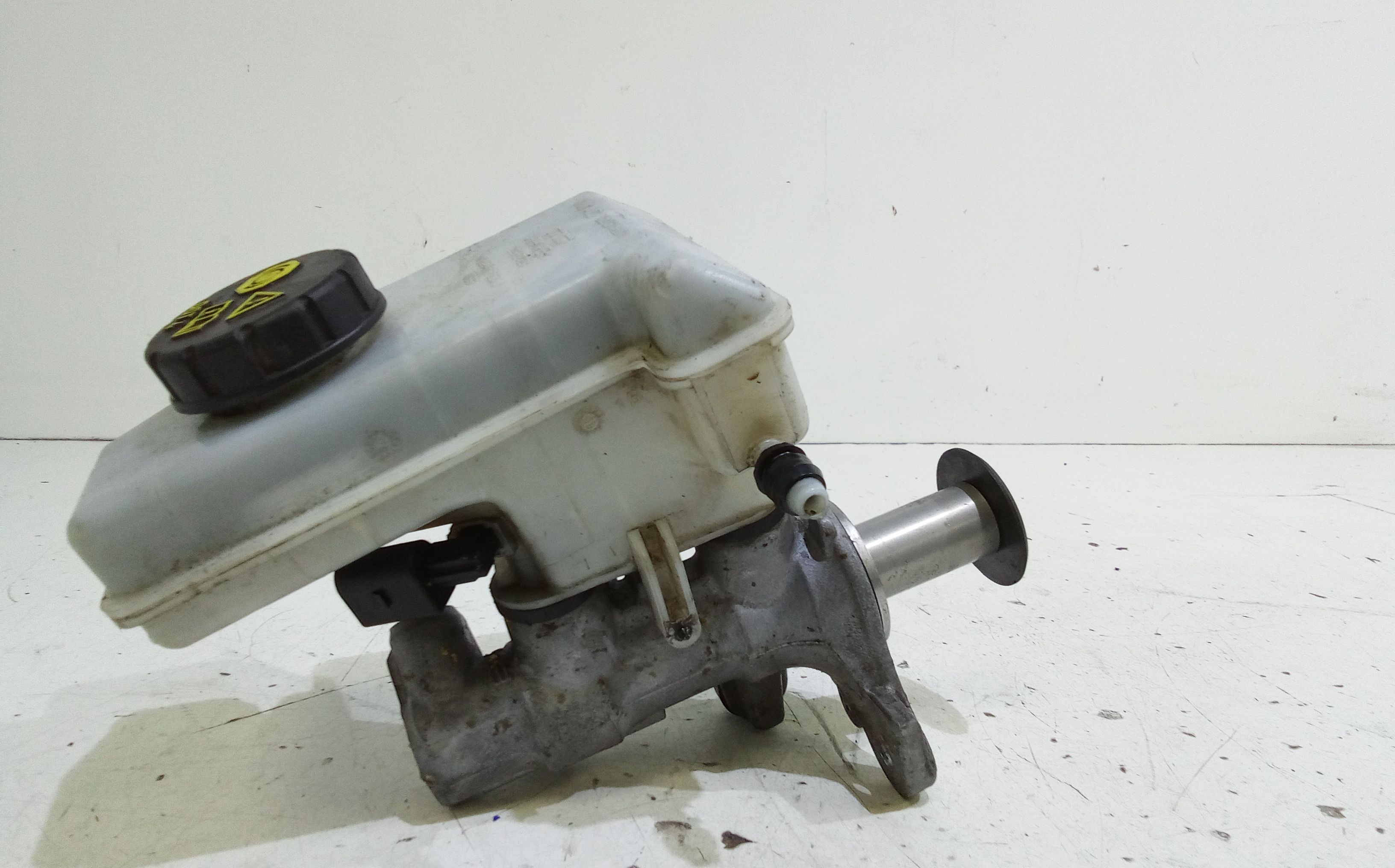 Pompa Comando Freni 5Q1614019AAREP Usato