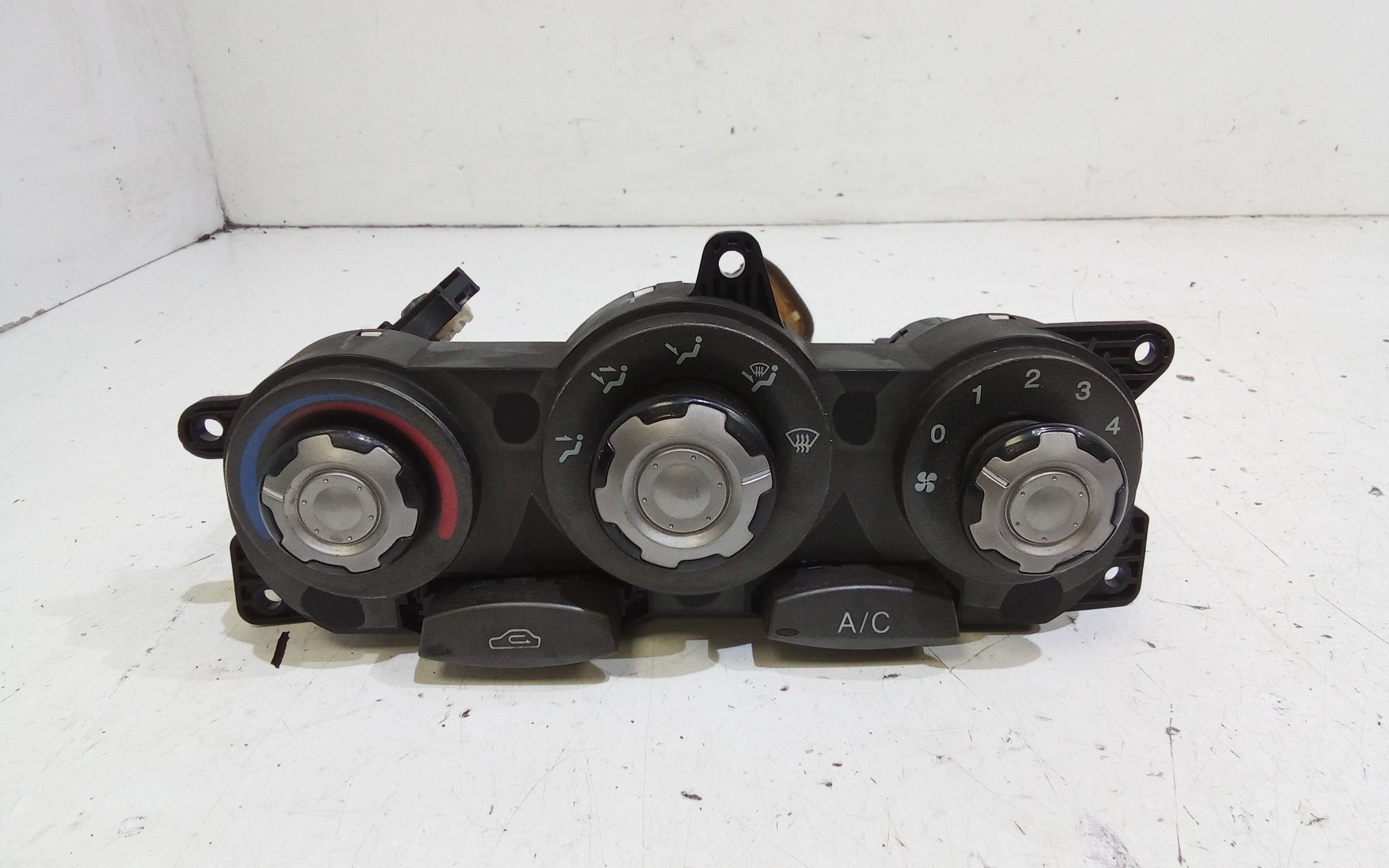 Blocco Comando Climatizzazione Usato