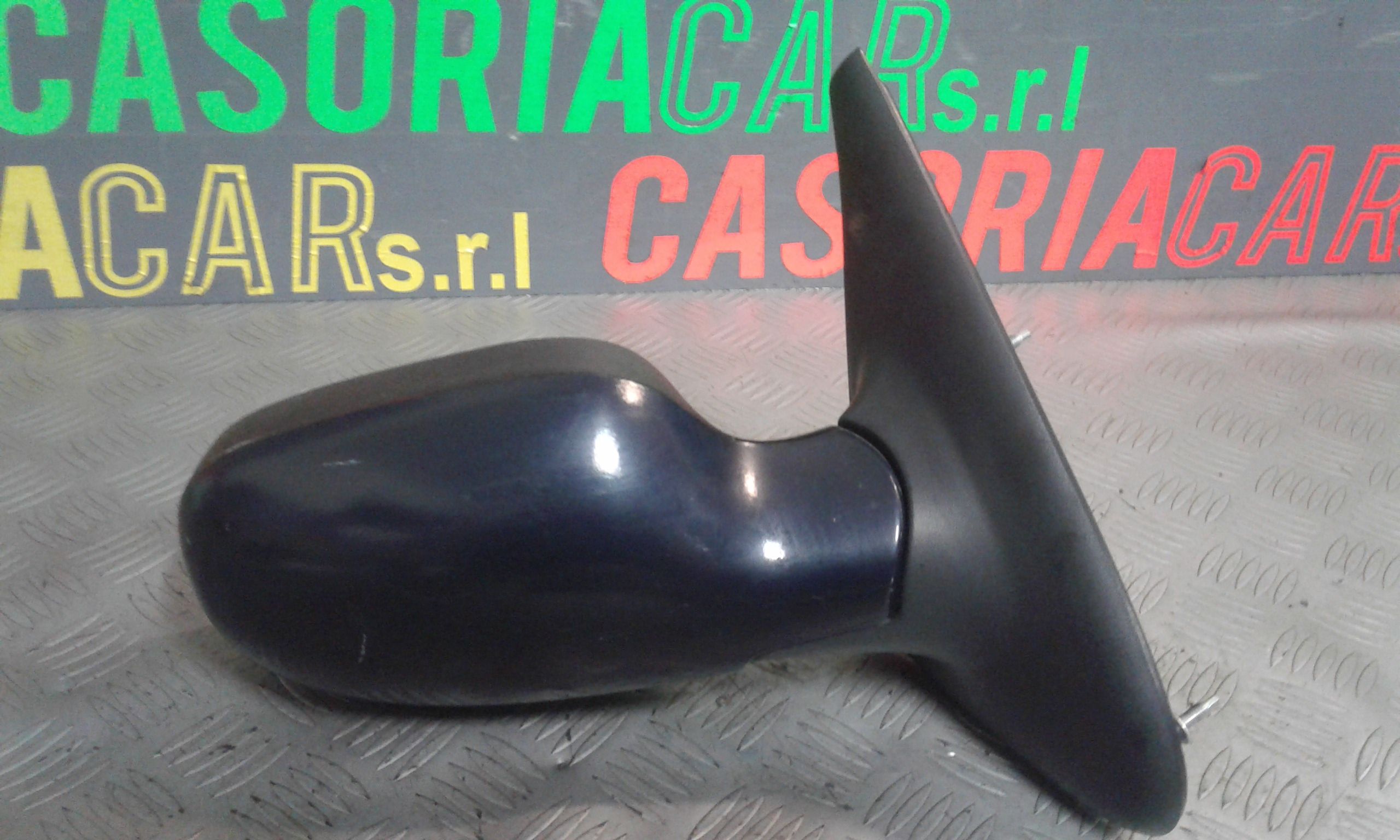 Retrovisore Est. Destro Usato