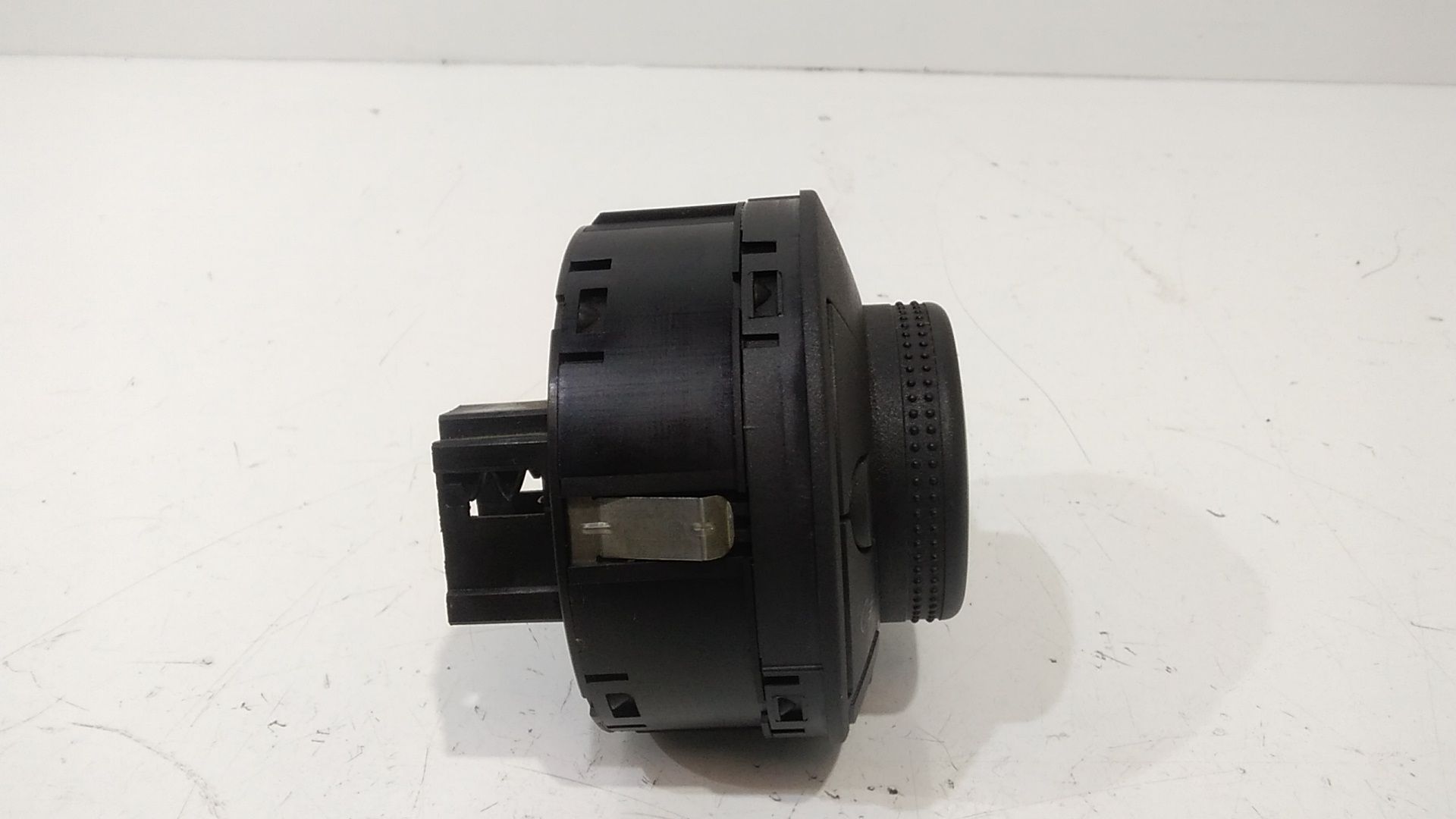 Interruttore Blocco Comando Luci 13249507 Usato