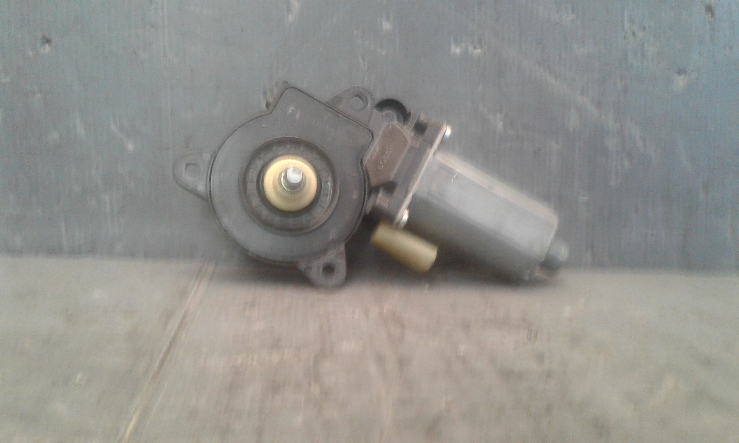 Motorino Alzacristallo Porta Ant. Destro 1218655 Usato