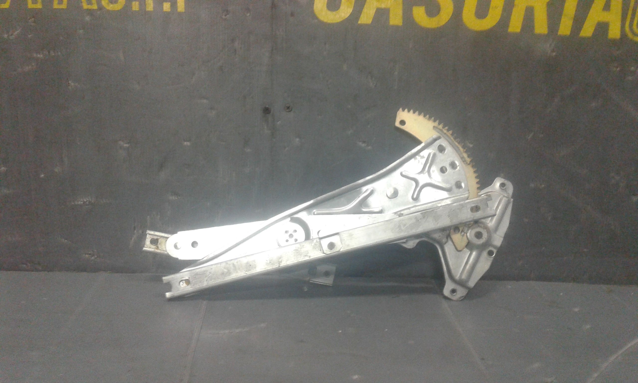 Alzacristallo Porta Post. Destro 96601487 Usato