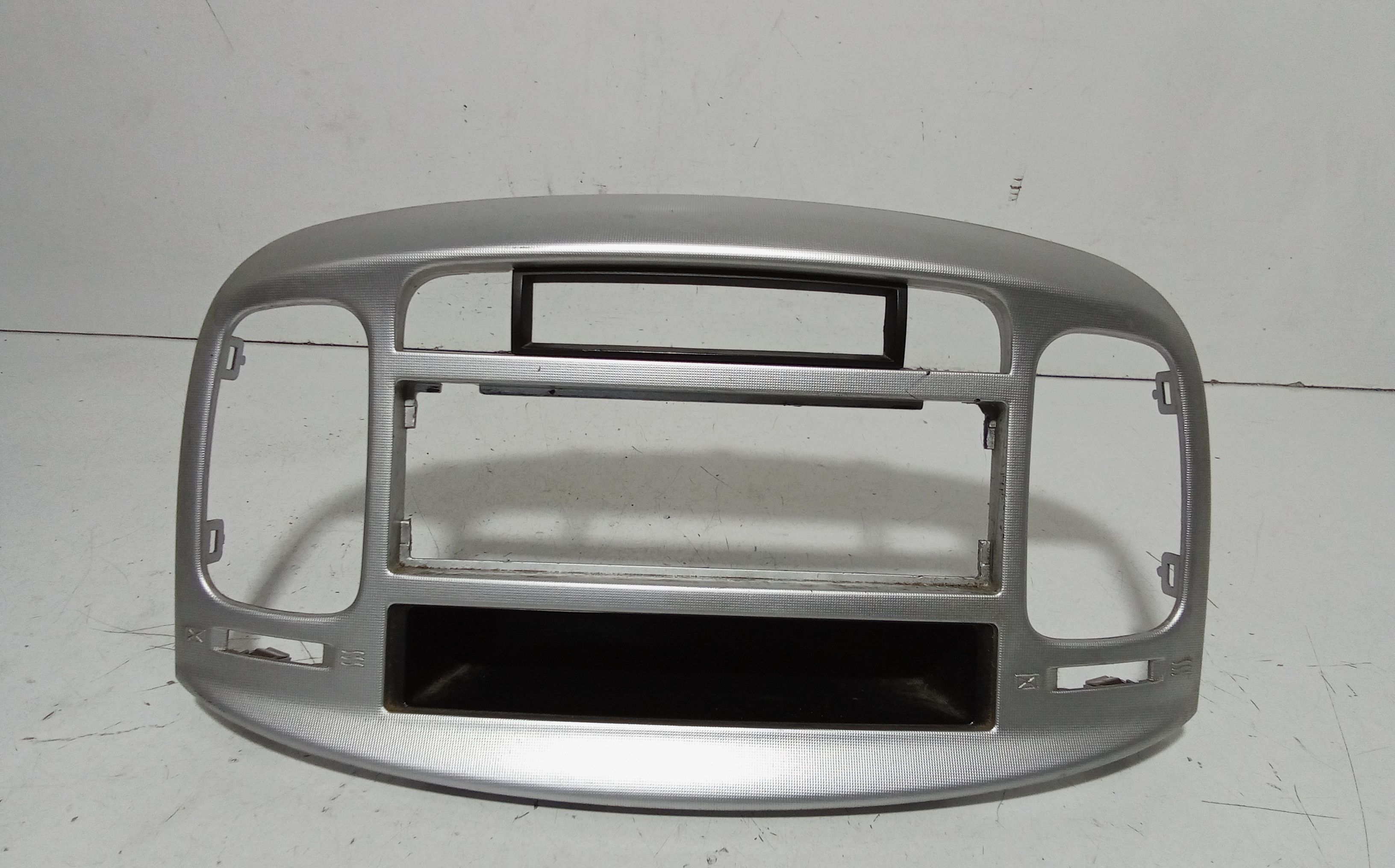 Rivestimento Centr. Cruscotto, Mascherina Portastrumenti Centr. Cruscotto Usato