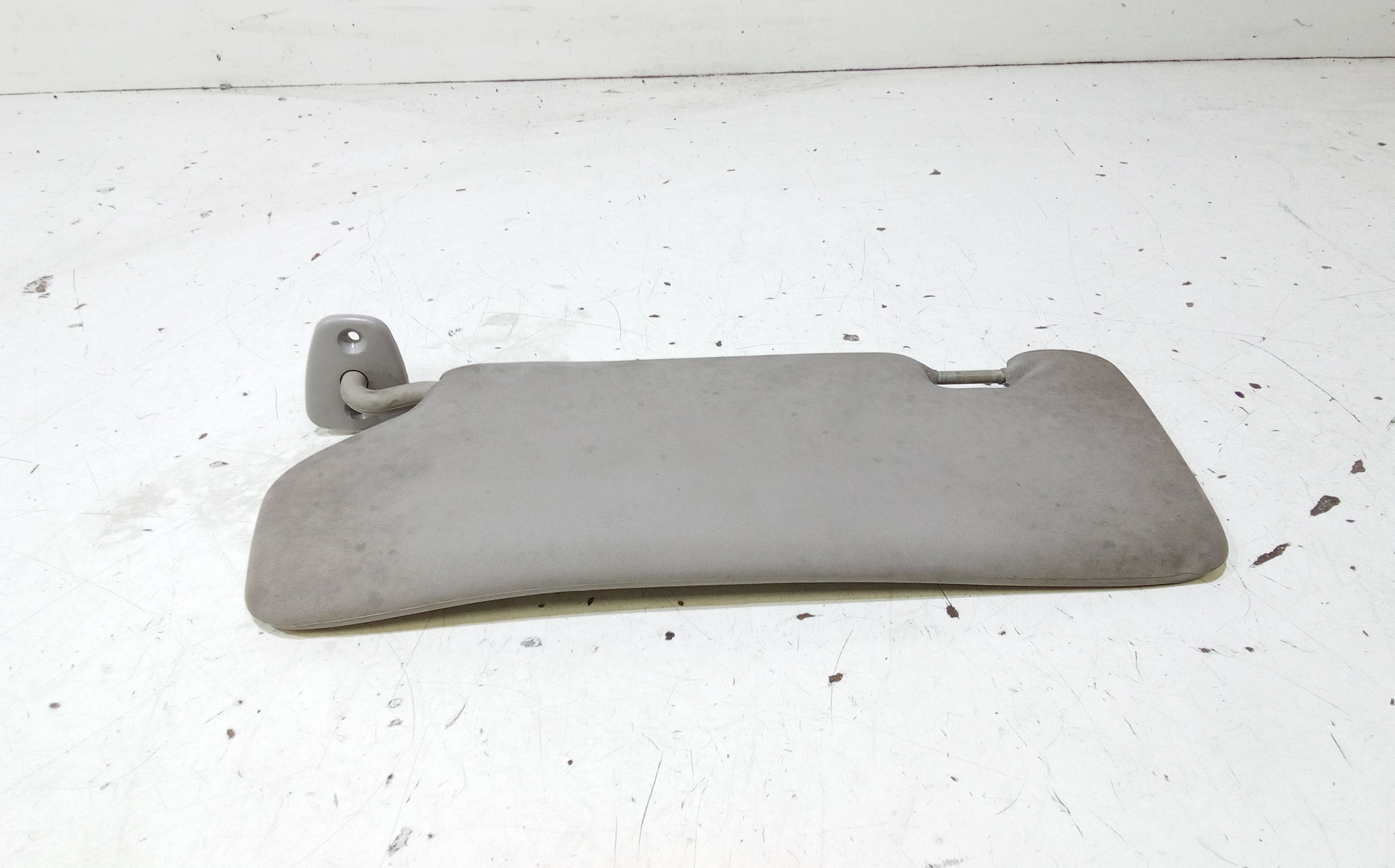 Aletta Parasole Parabrezza Sinistro 7246718 Usato