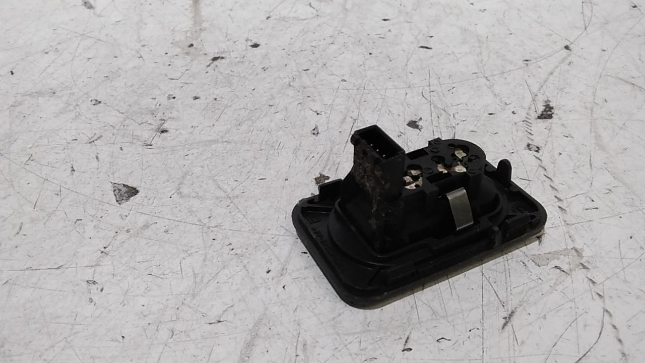 Interruttore Alzacristalli Porta Ant. Destro Usato