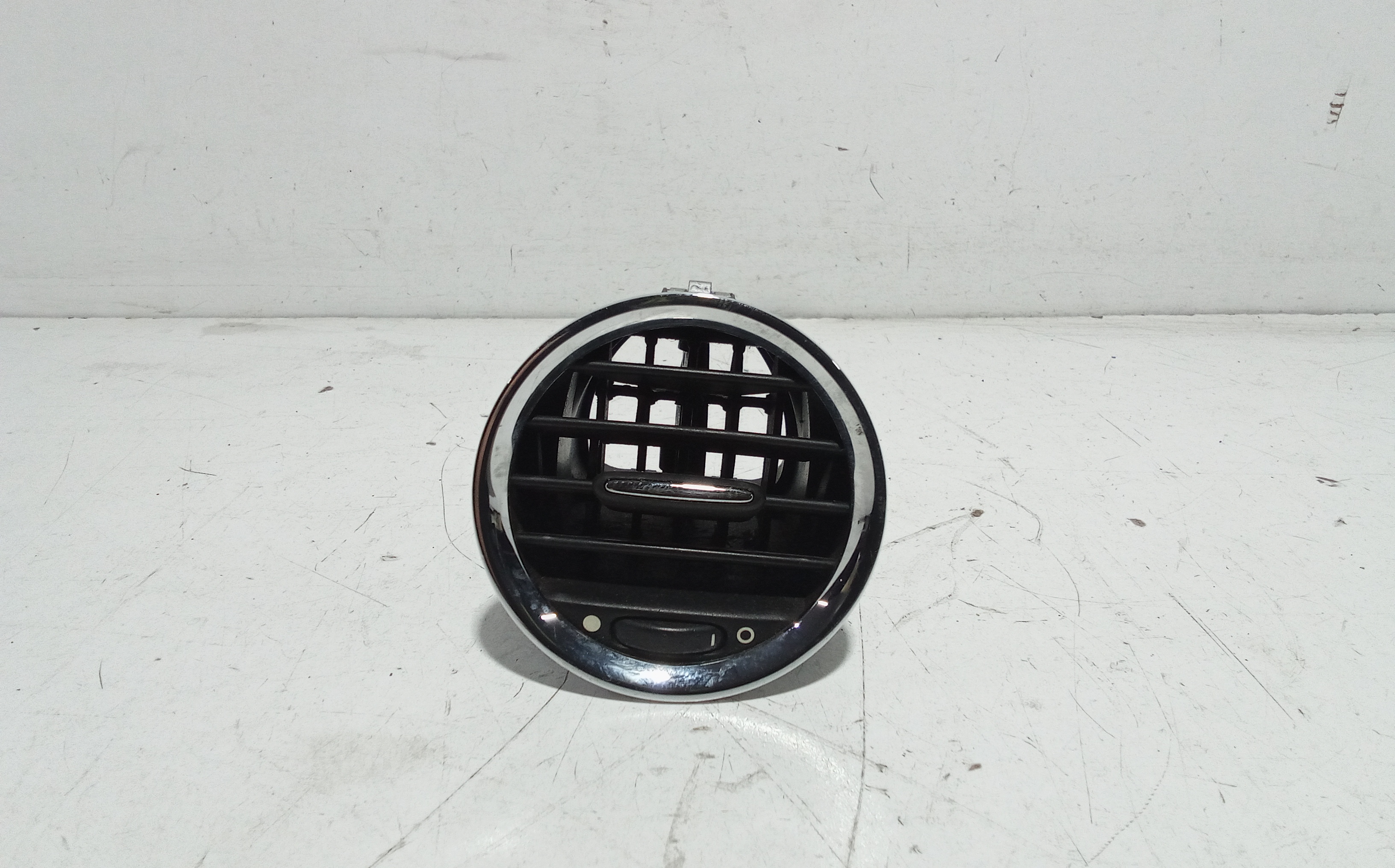 Condotto Aria Bocchette Lat. Cruscotto Sinistro 51776139 Usato