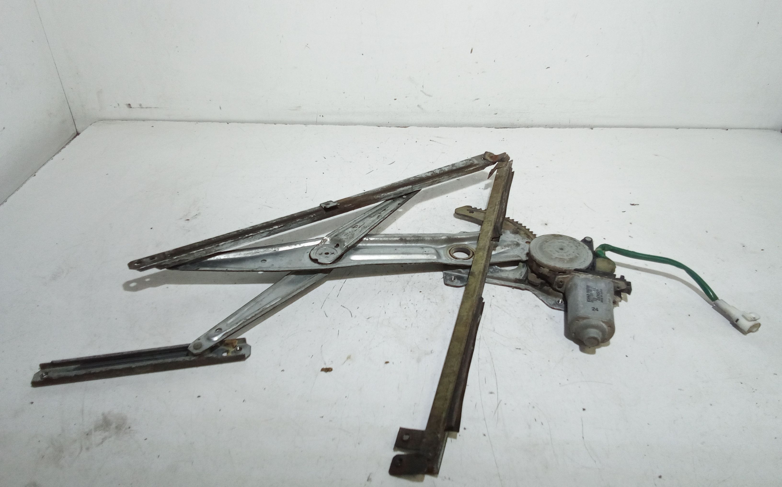 Alzacristallo Porta Ant. Destro 83410M72F10000 Usato