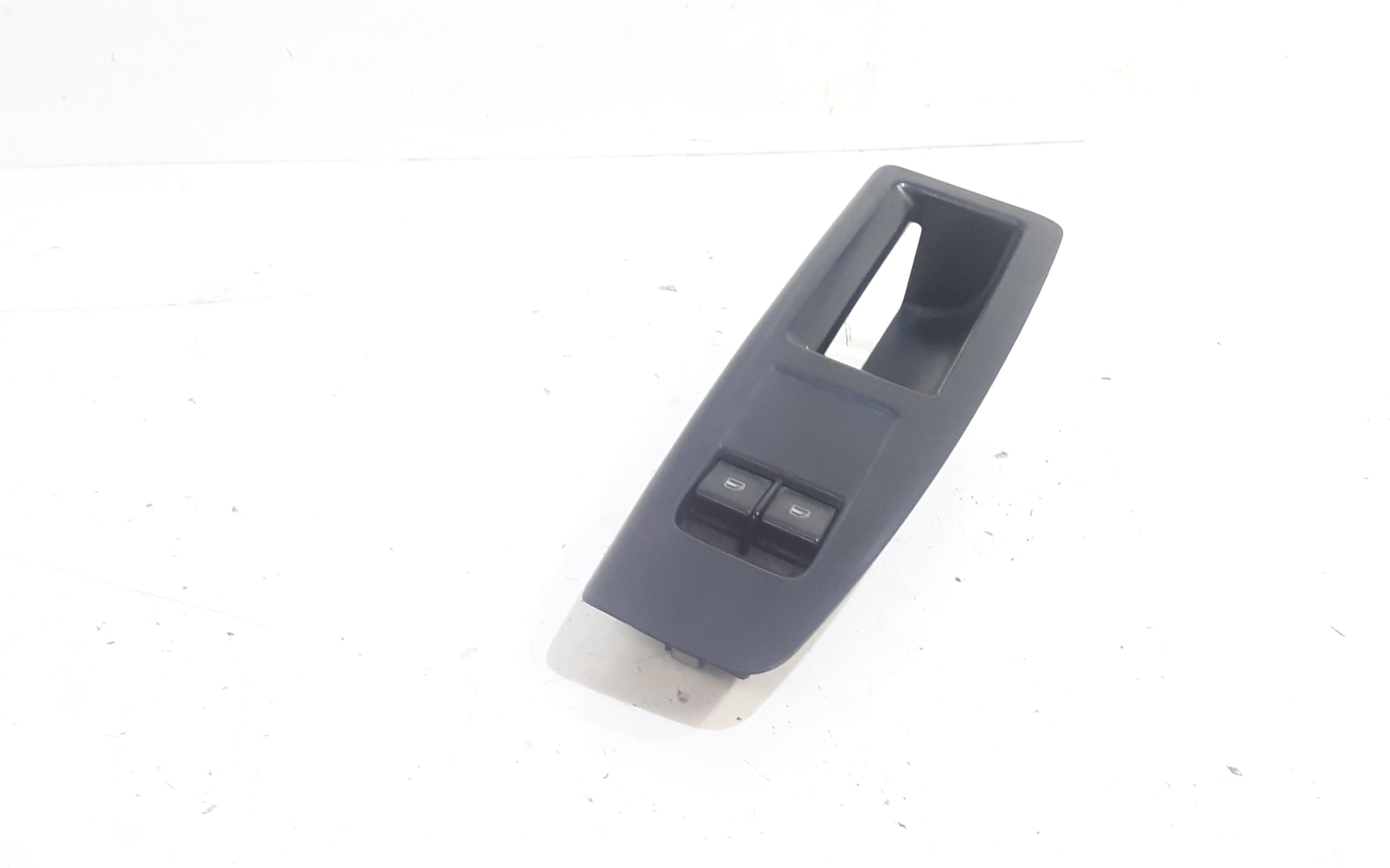 Interruttore Alzacristalli Porta Ant. Sinistro 6Q09598589B9 Usato