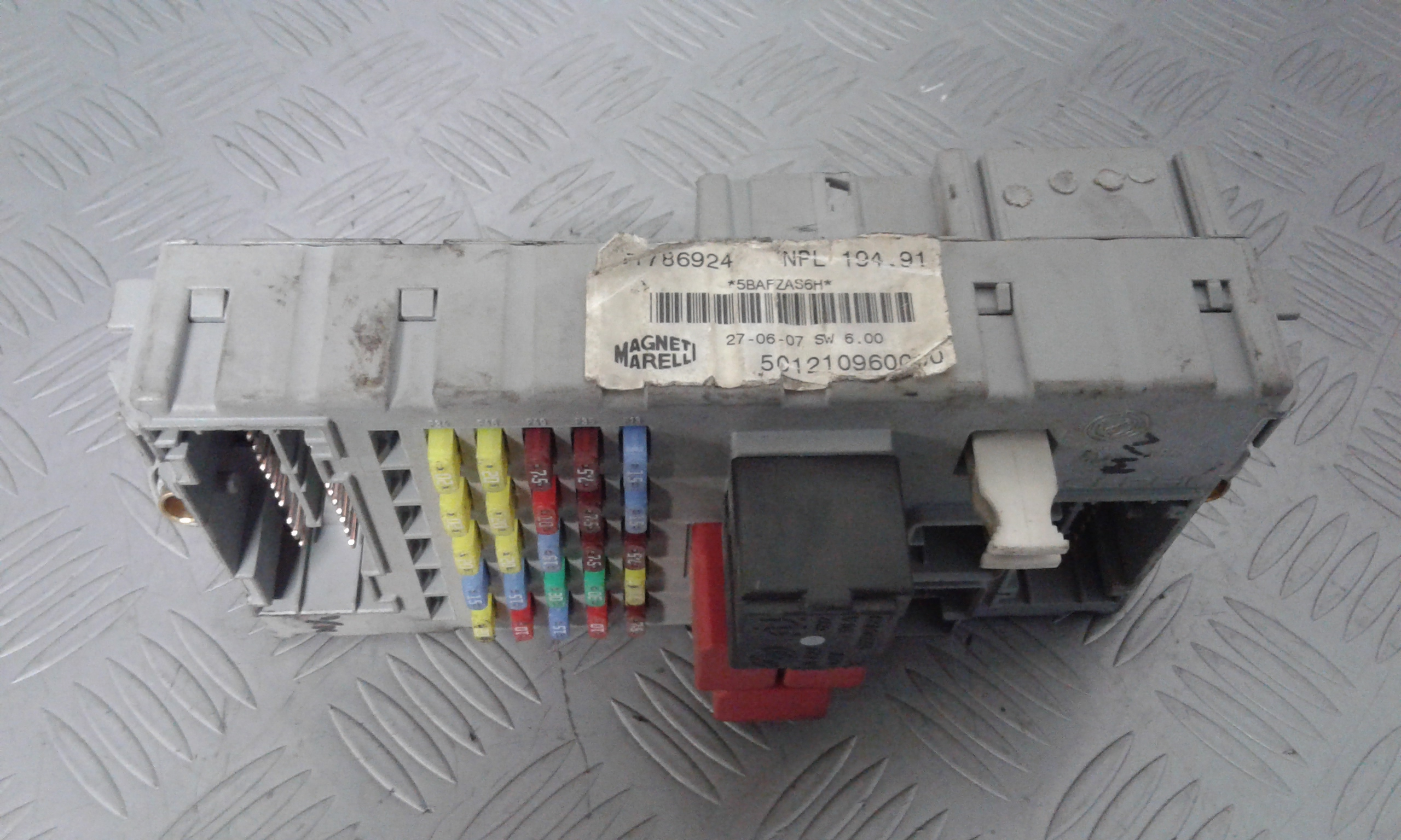 Scatola Fusibili Usato