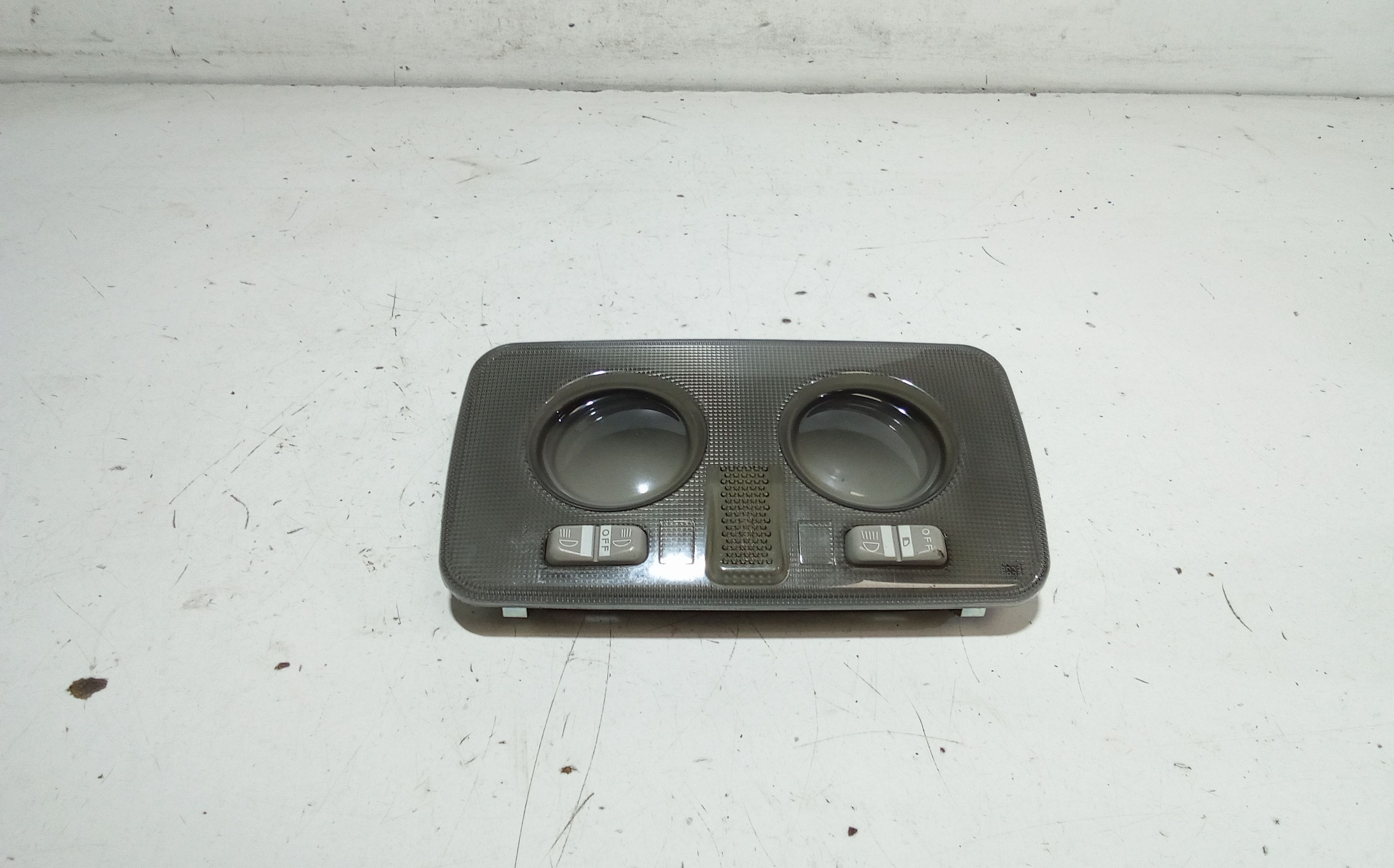 Luce Cortesia Ant. Tetto 156080885 Usato