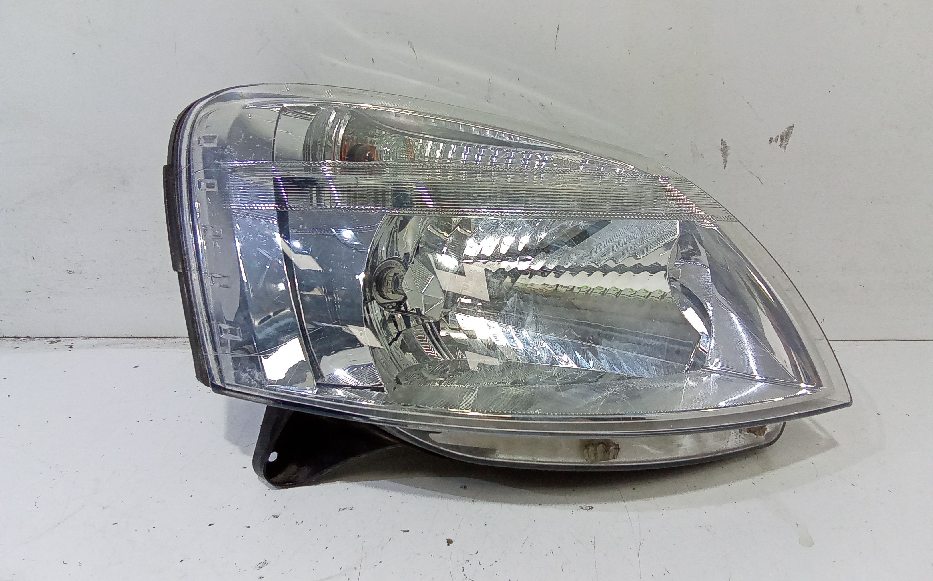 Proiettore Destro 6205AW Usato