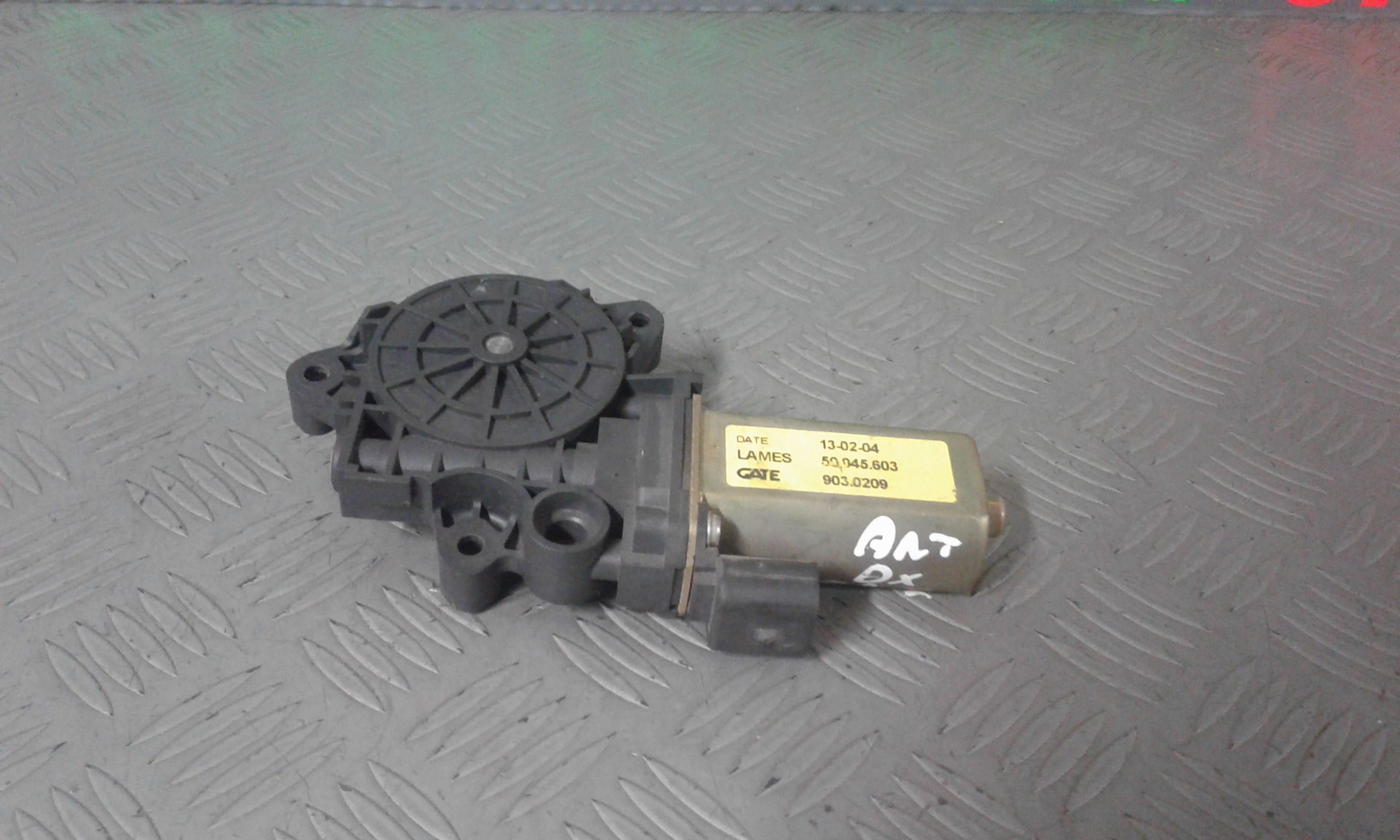 Motorino Alzacristallo Porta Ant. Destro 46841278 Usato