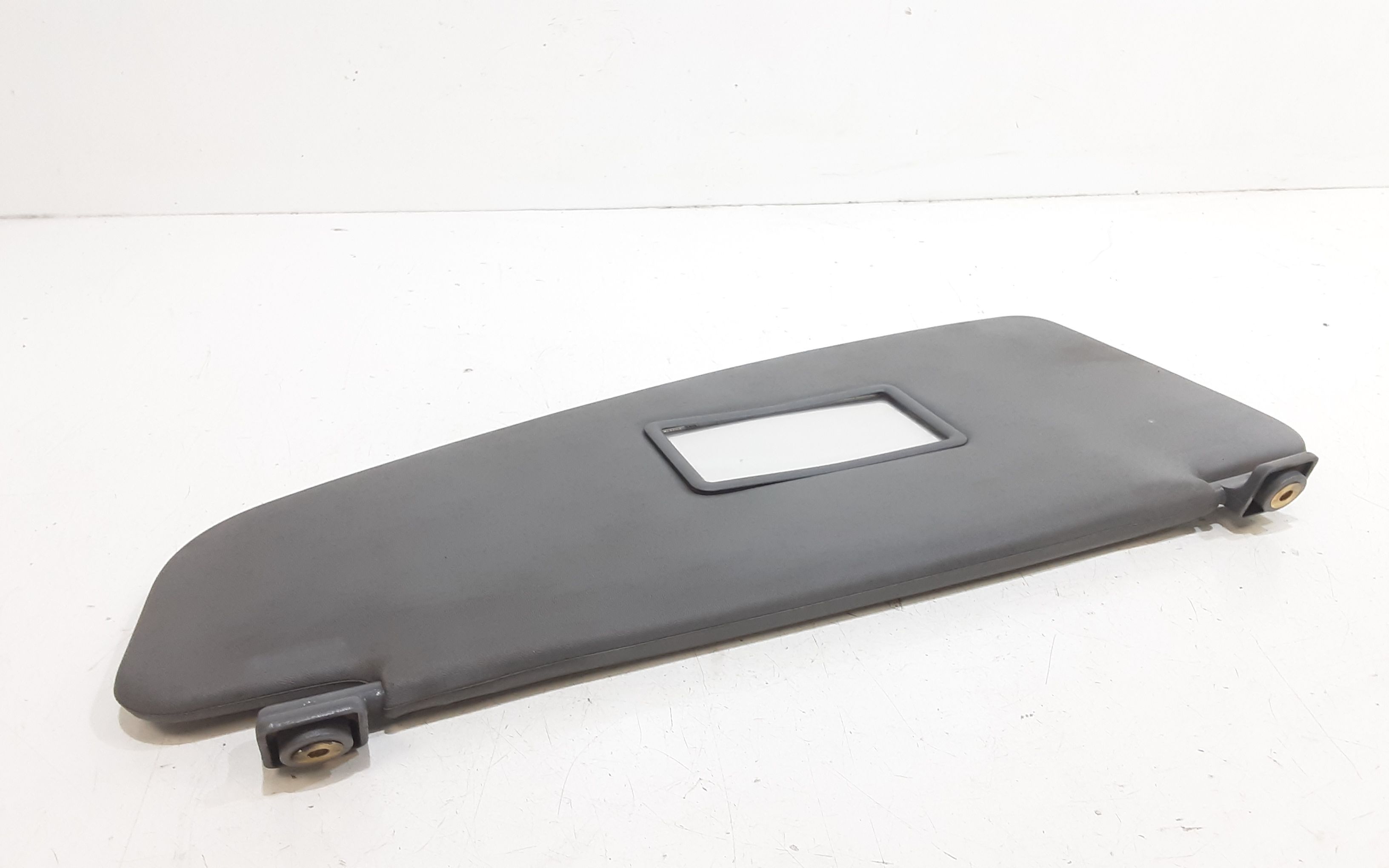 Aletta Parasole Parabrezza Destro 735294014 Usato